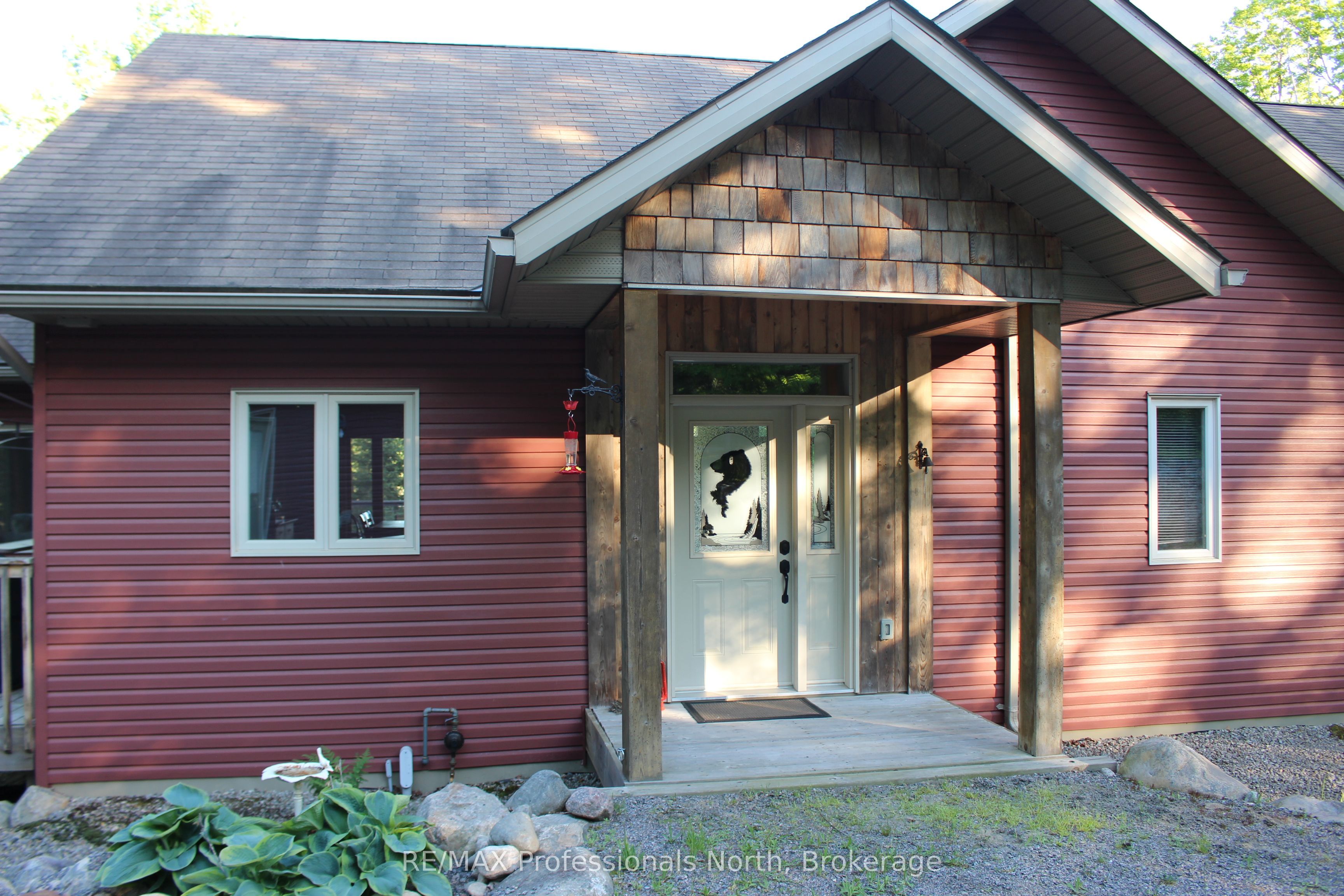 98 Lynx Drive