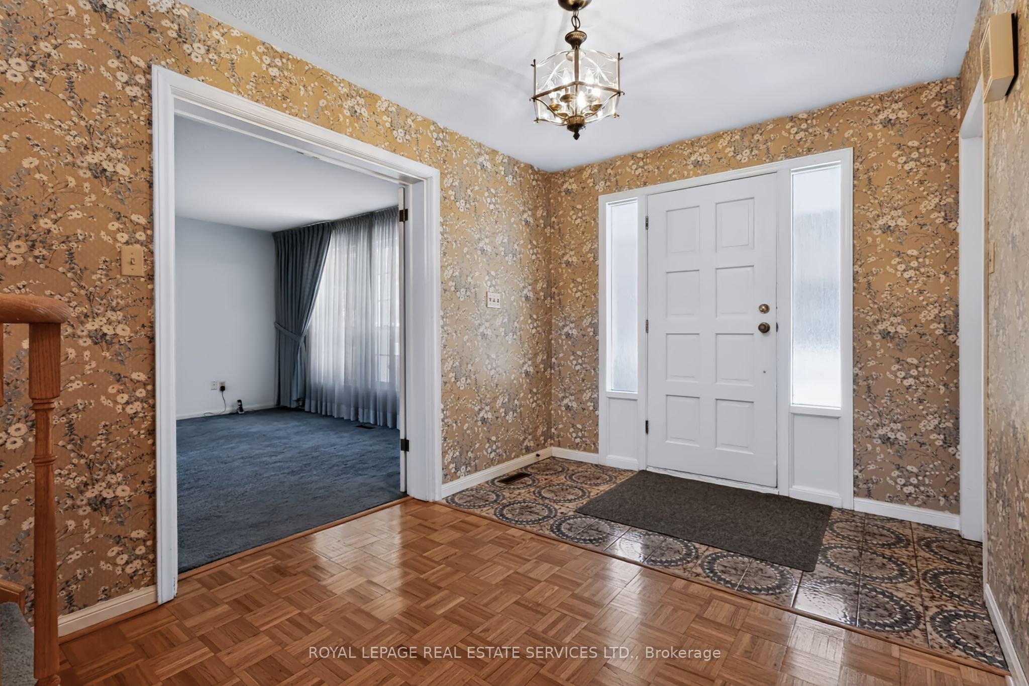 1326 Prince Albert Court