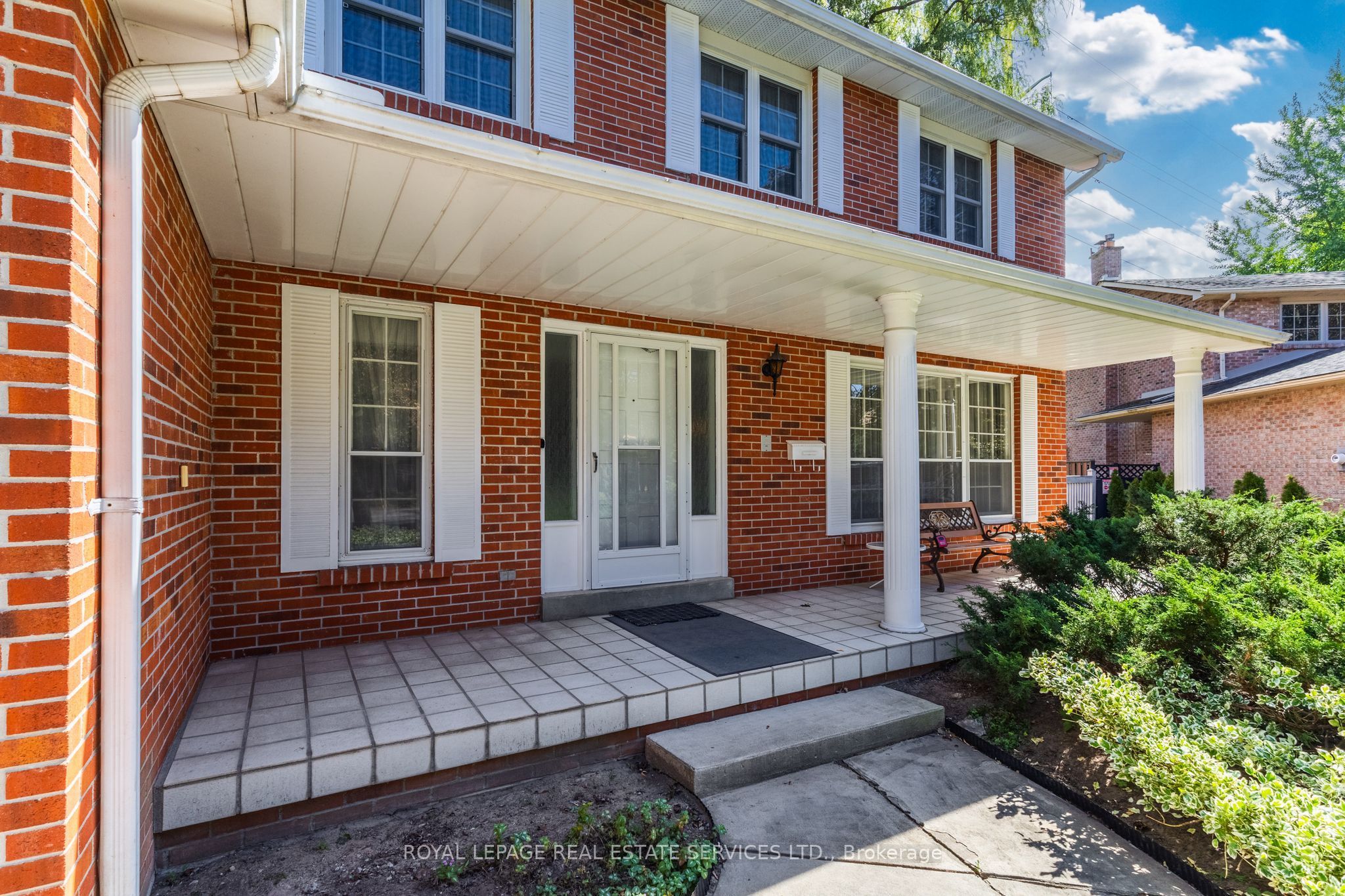 1326 Prince Albert Court