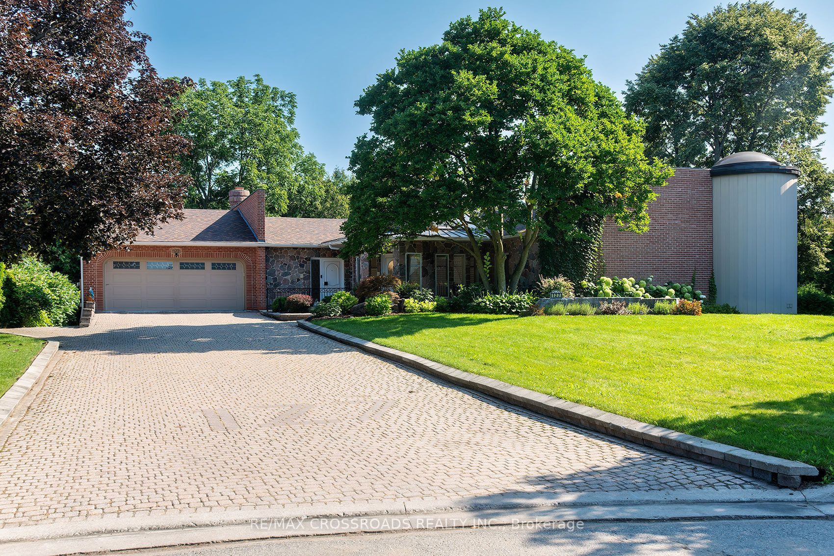 127 Taylorwood Court