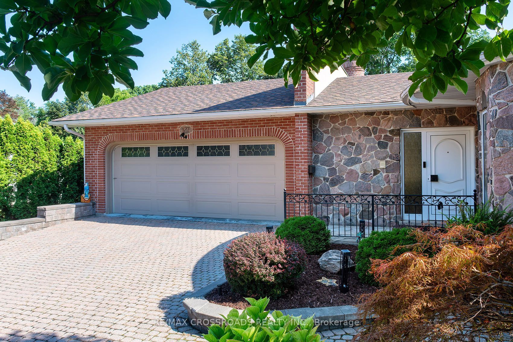127 Taylorwood Court
