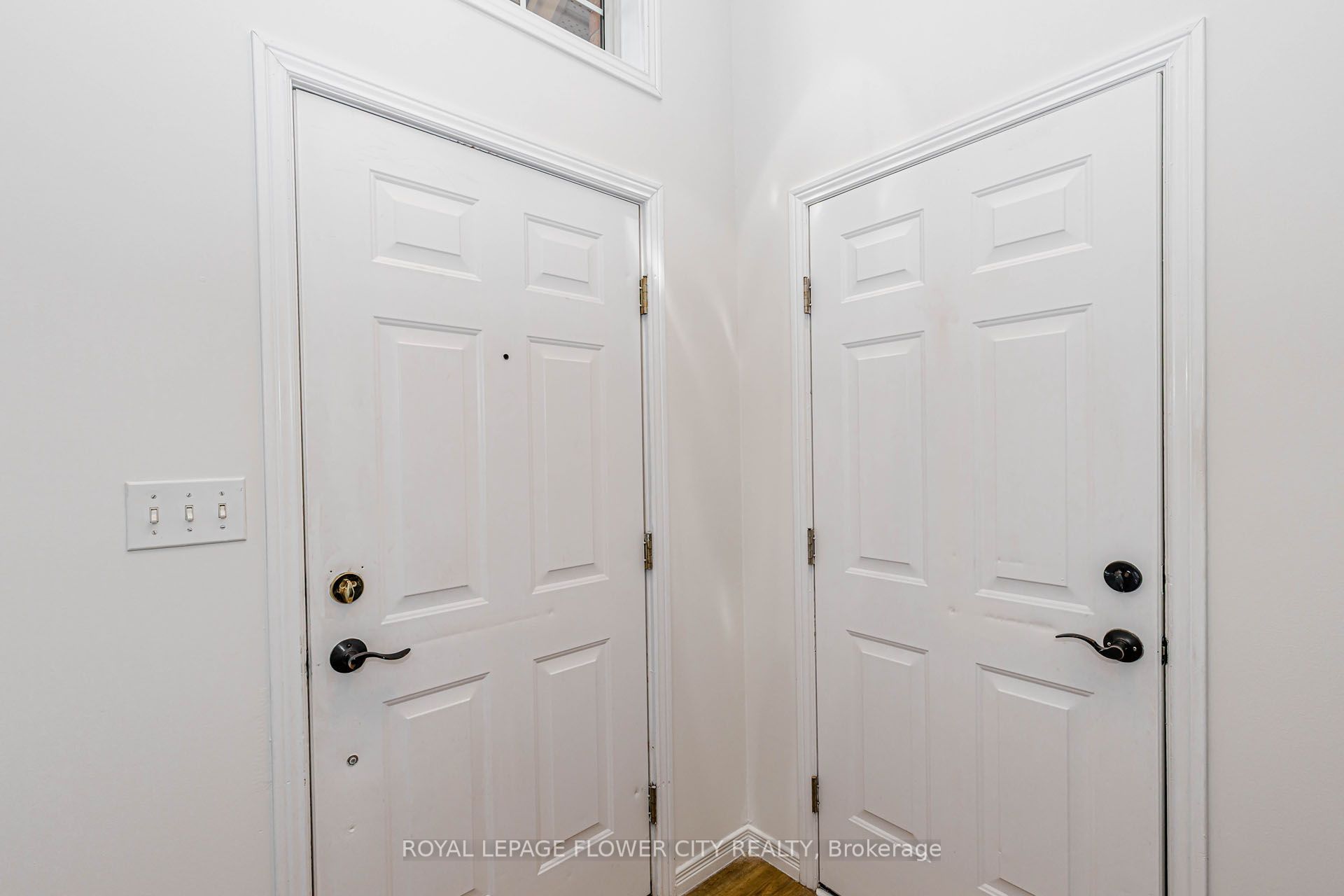 47 Queensway Drive