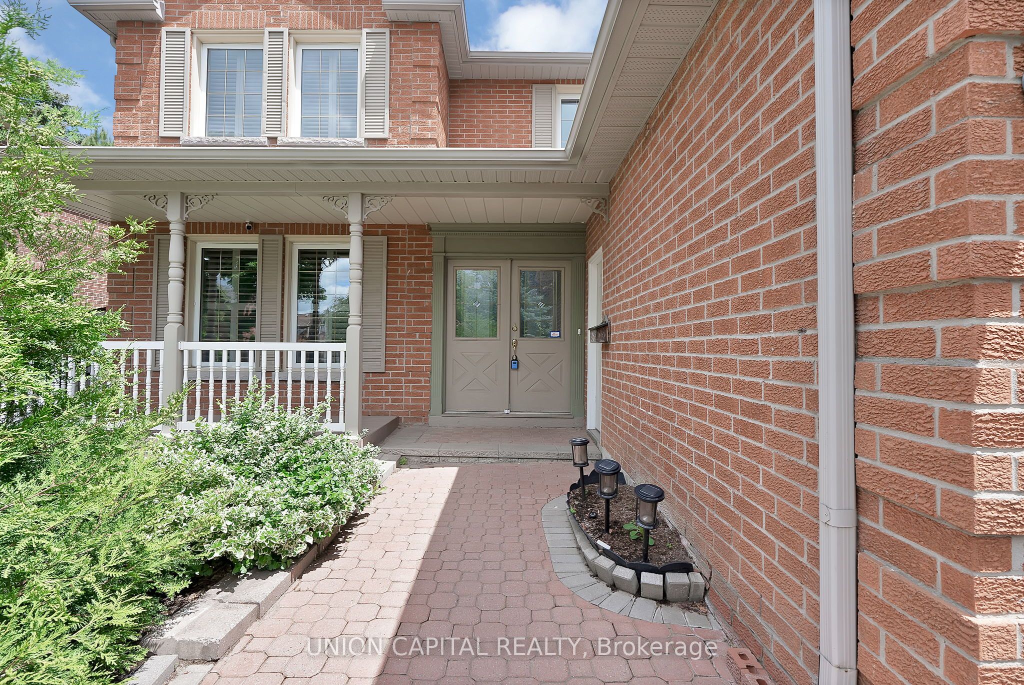 35 Mccarty Crescent