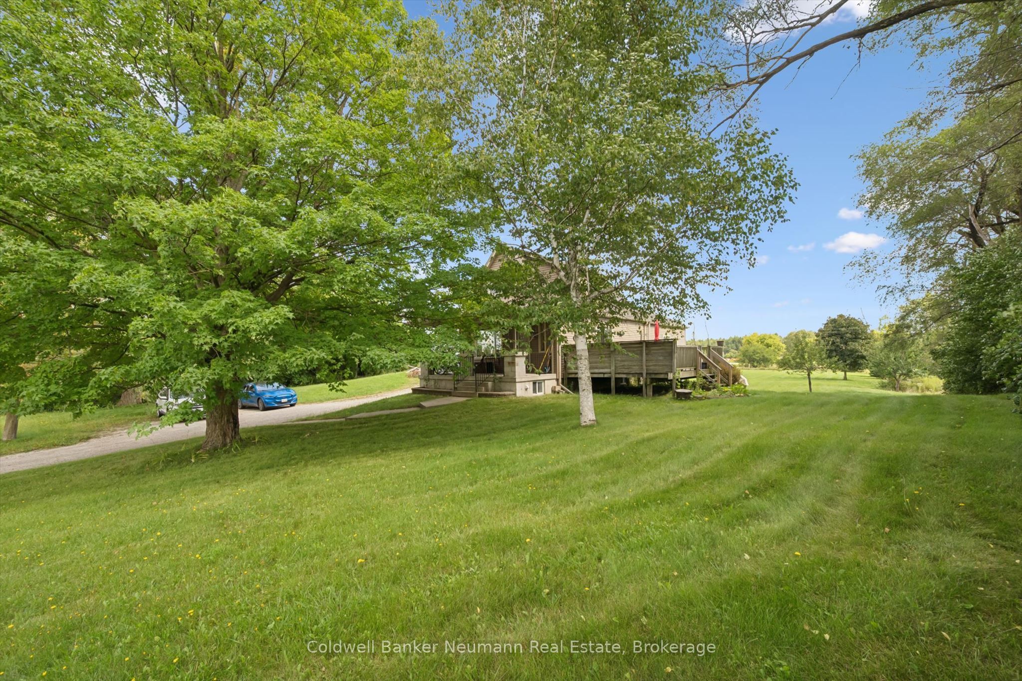 527 Stone Road E
