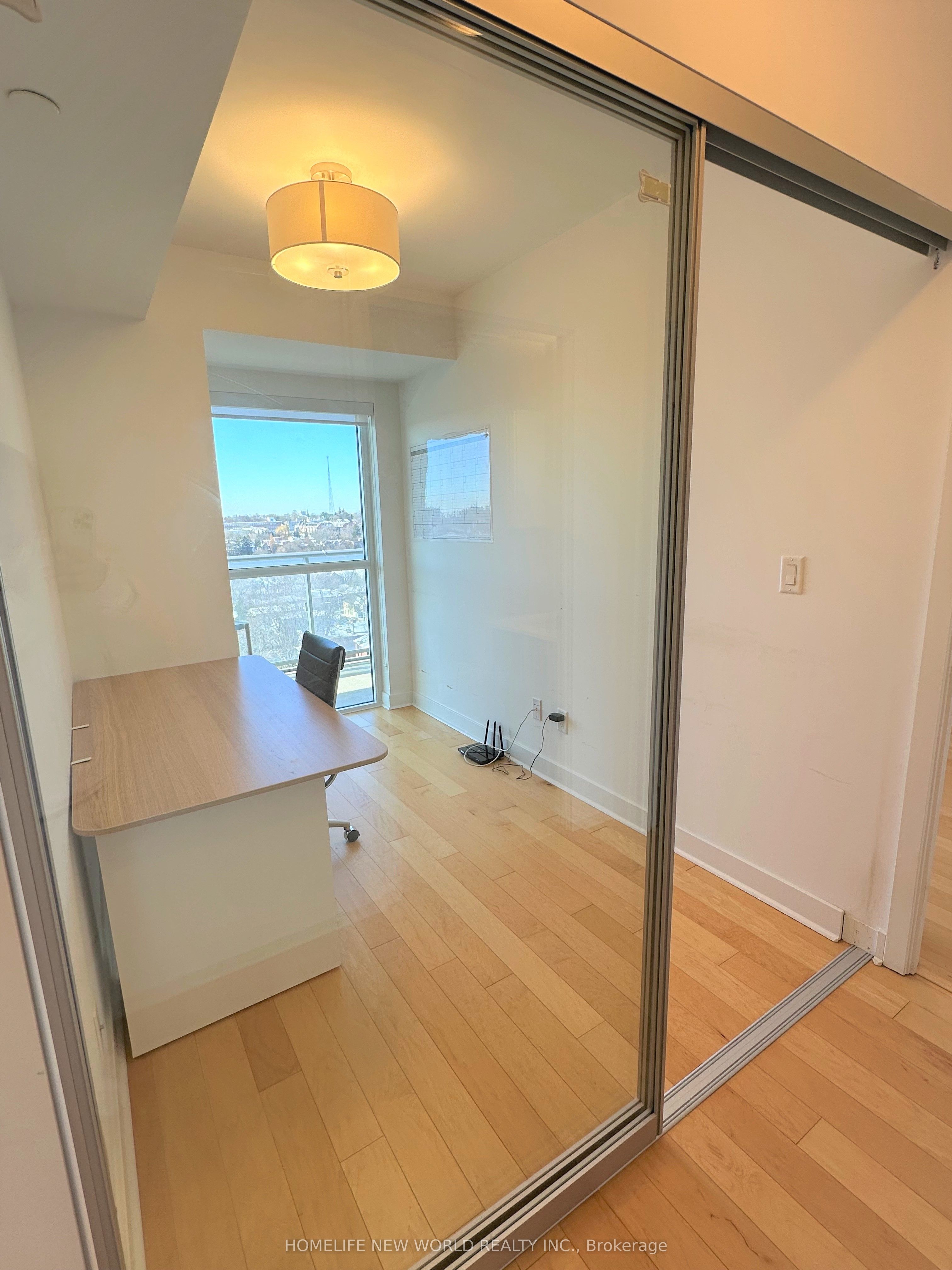 58 Orchard View Boulevard 1211