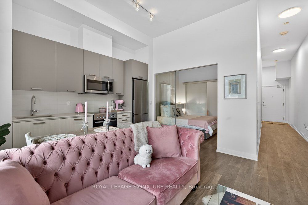 2301 Danforth Avenue 109