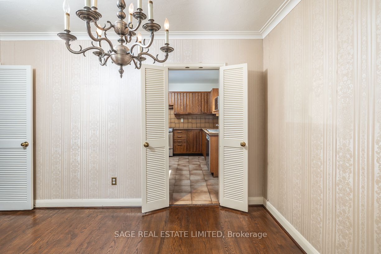 47 Ravensbourne Crescent