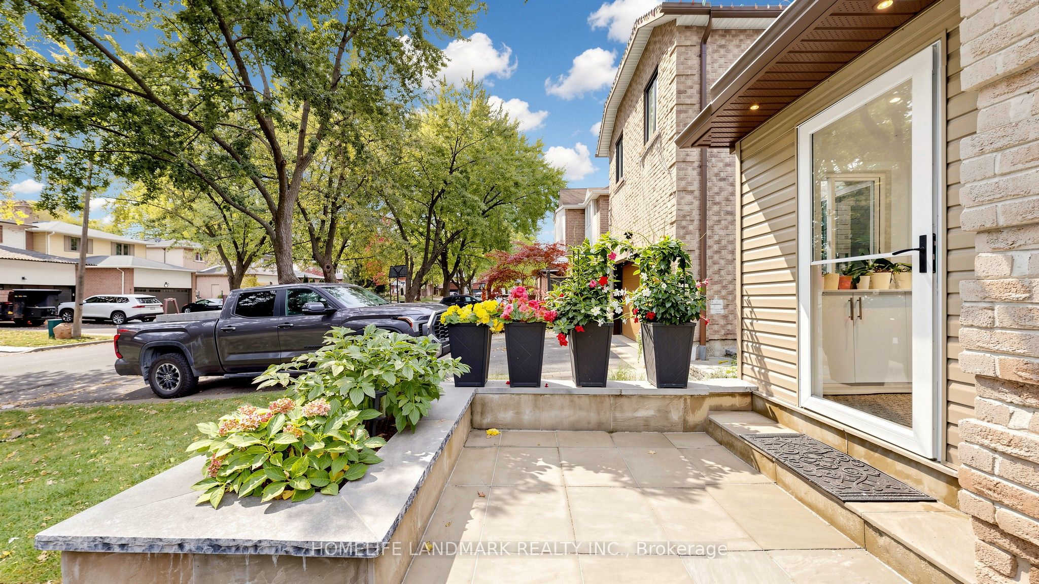 4 Bishop Crescent
