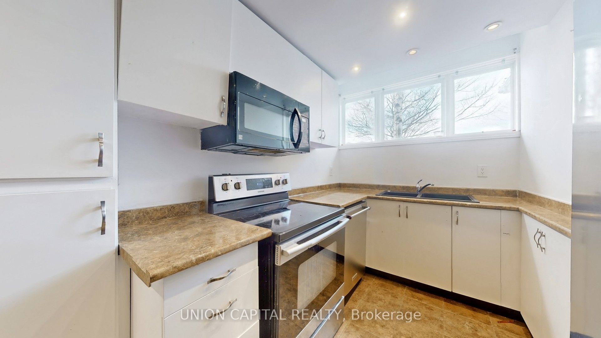 9 Fenwick Avenue