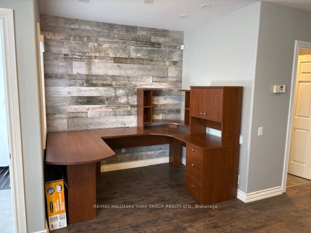 220 Industrial Parkway S unit #27