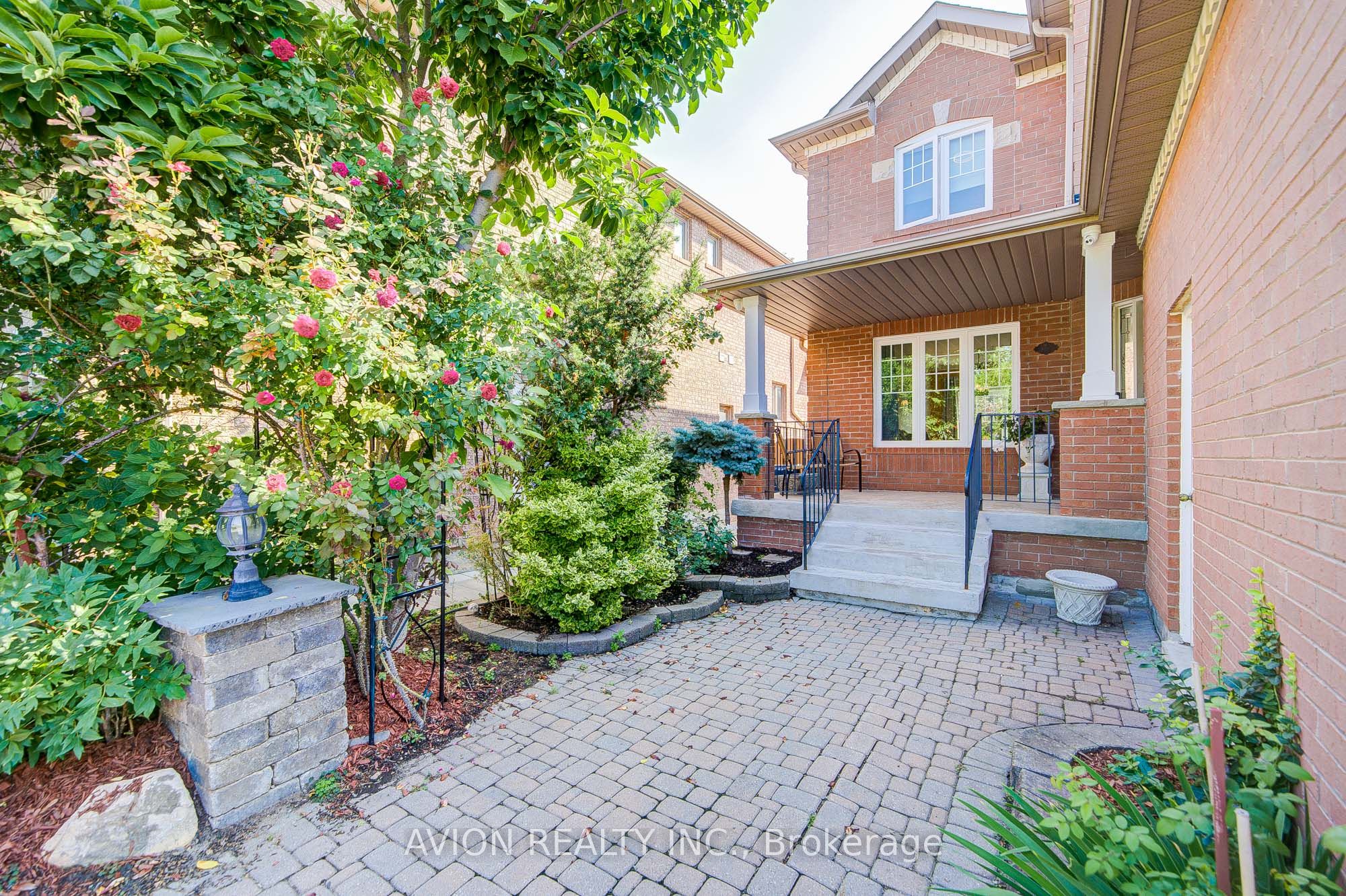 83 Stonebridge Boulevard