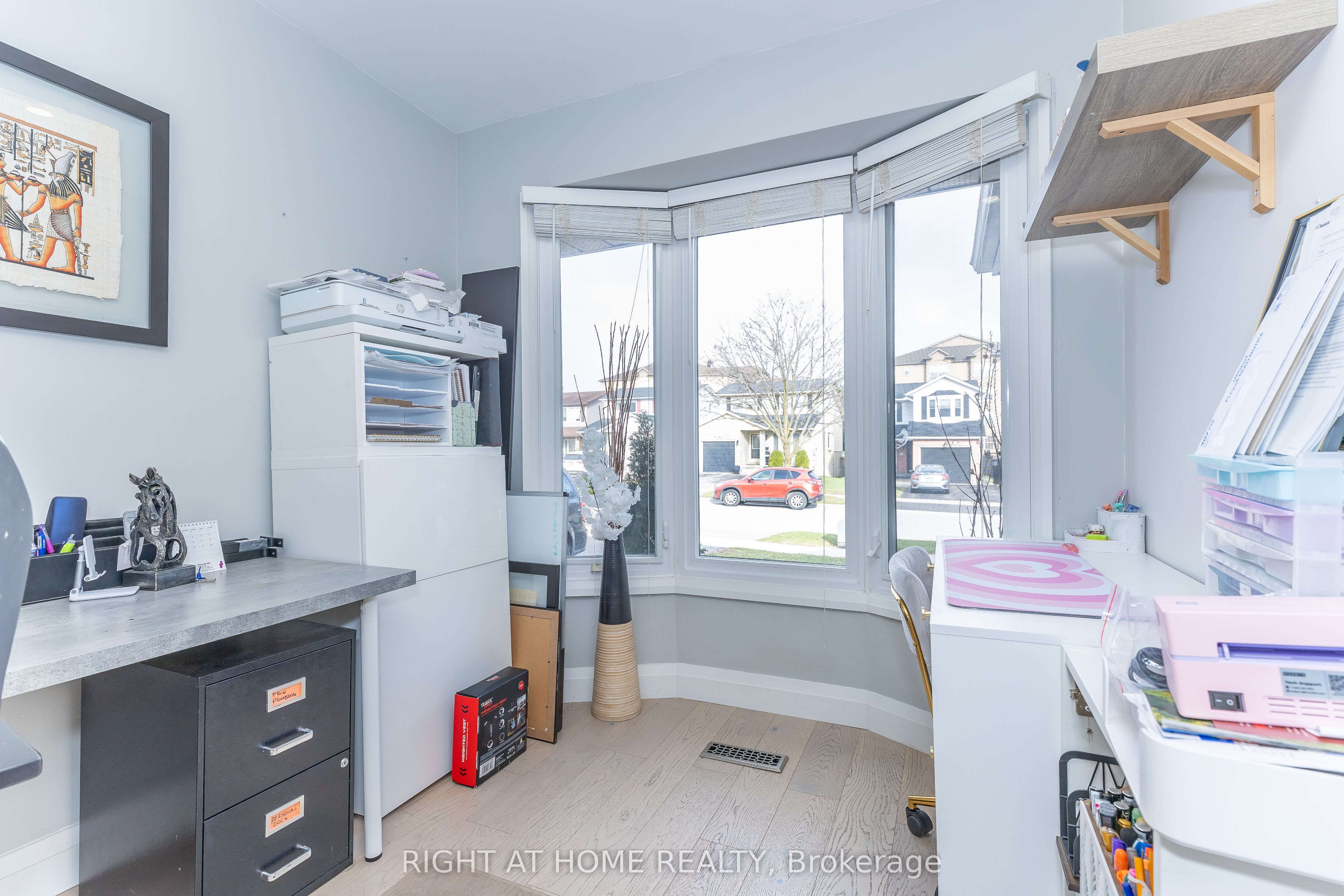 3512 Toffee Street E