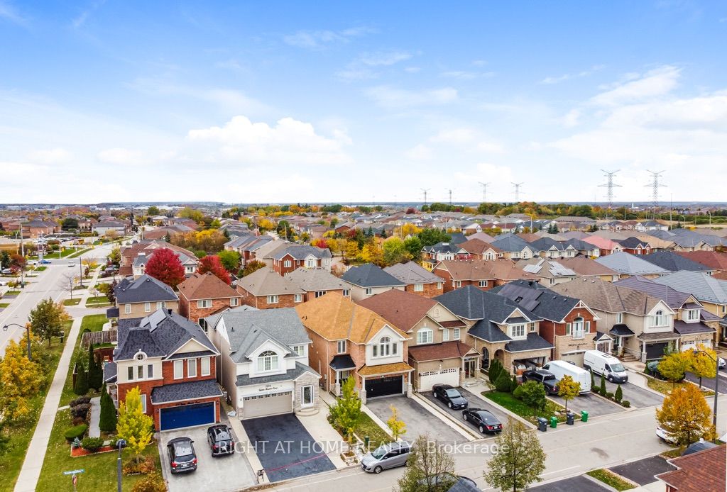 7276 Golden Meadow Court