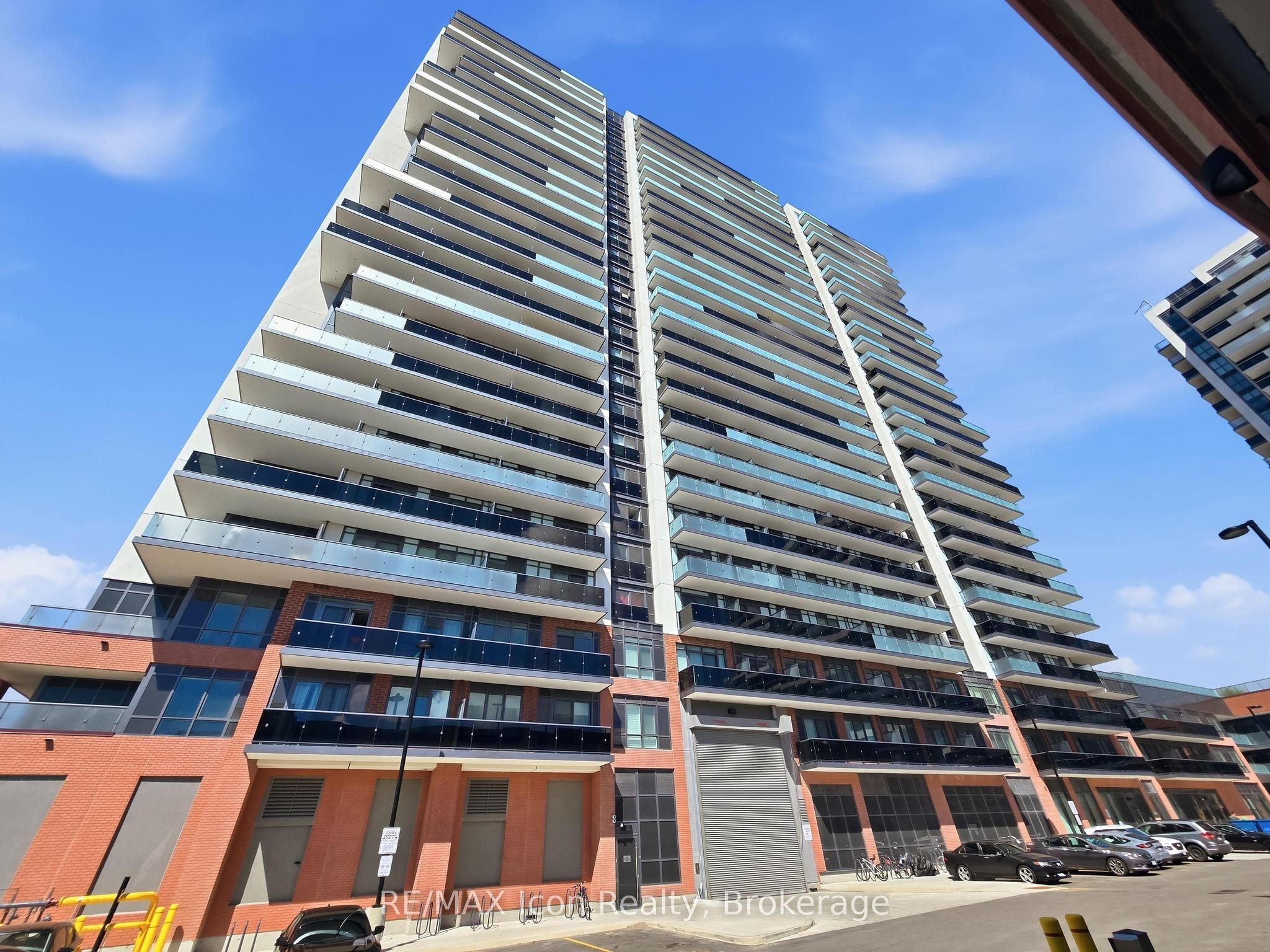 2545 Simcoe Street N 2214