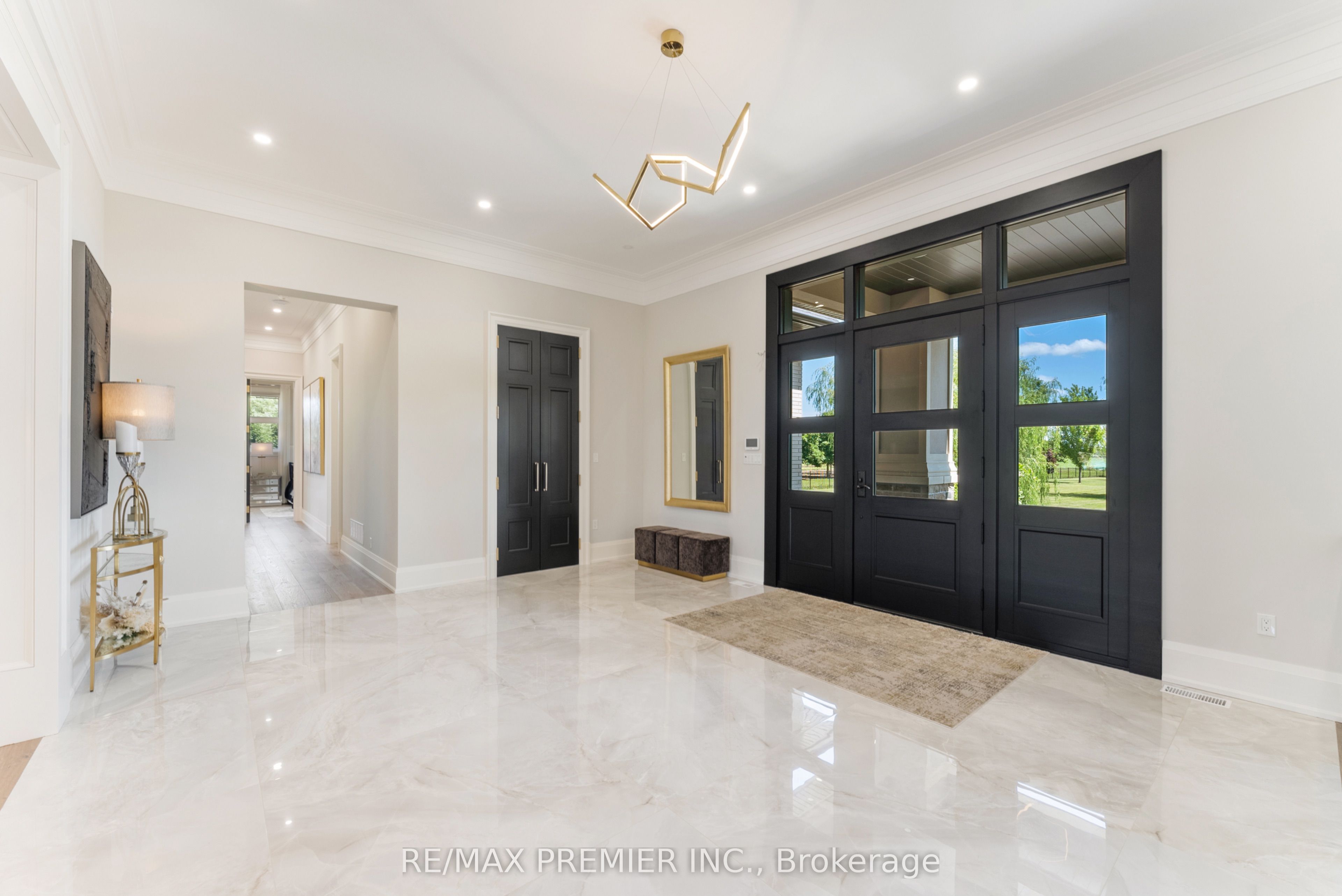 6468 Bethesda Road E