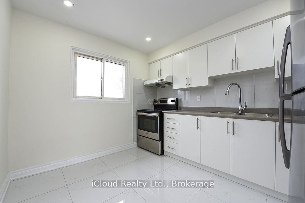 400 Mississauga Valley Boulevard 88