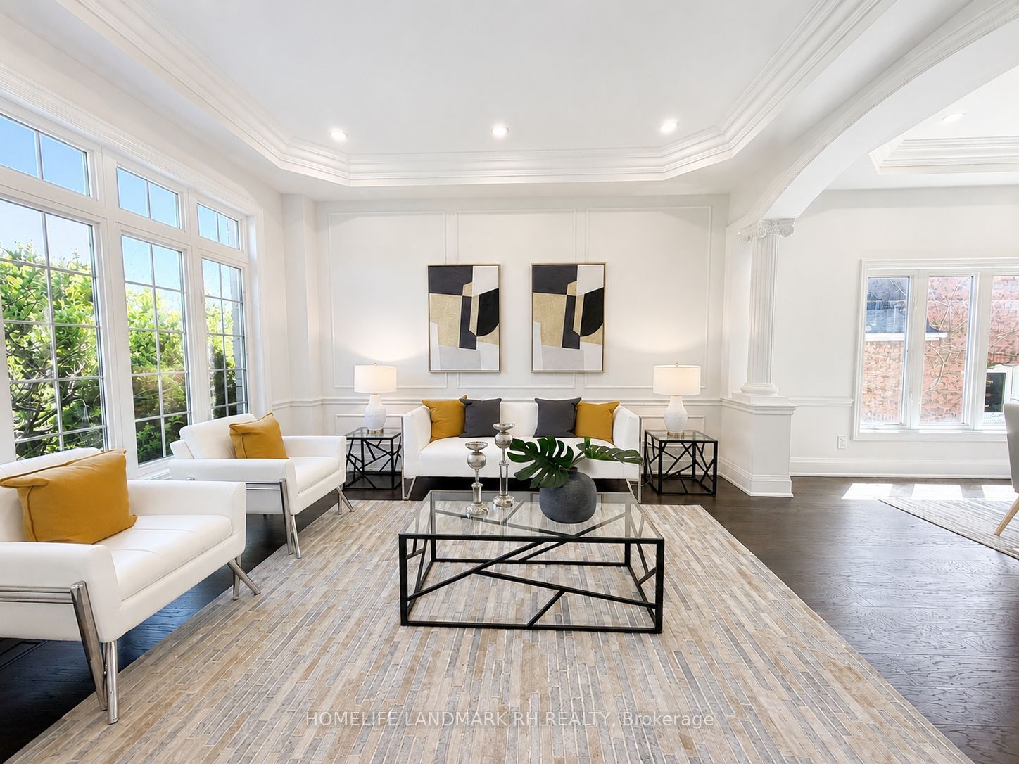 385 Kennedy Street W