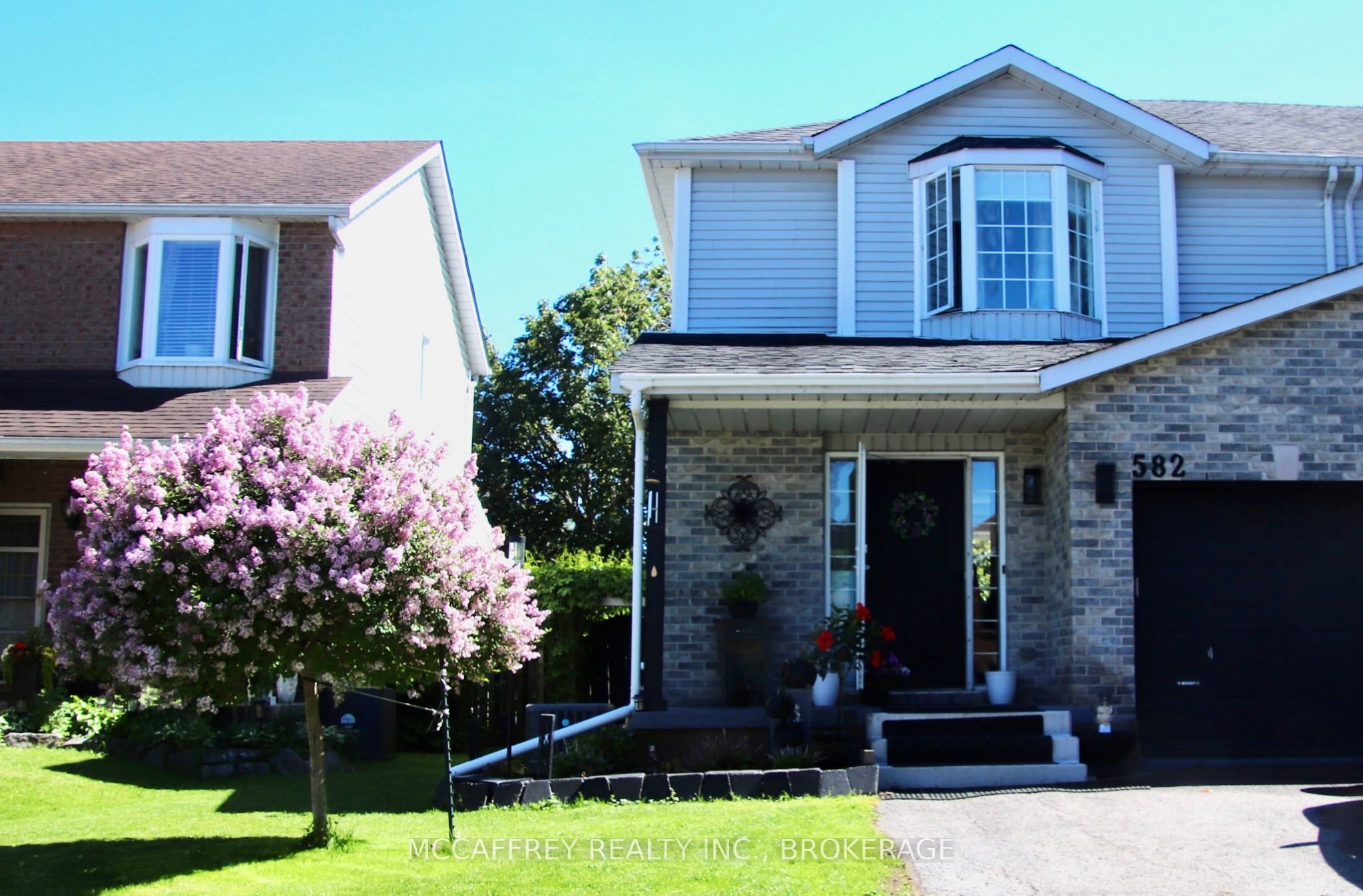 582 Barnsley Crescent