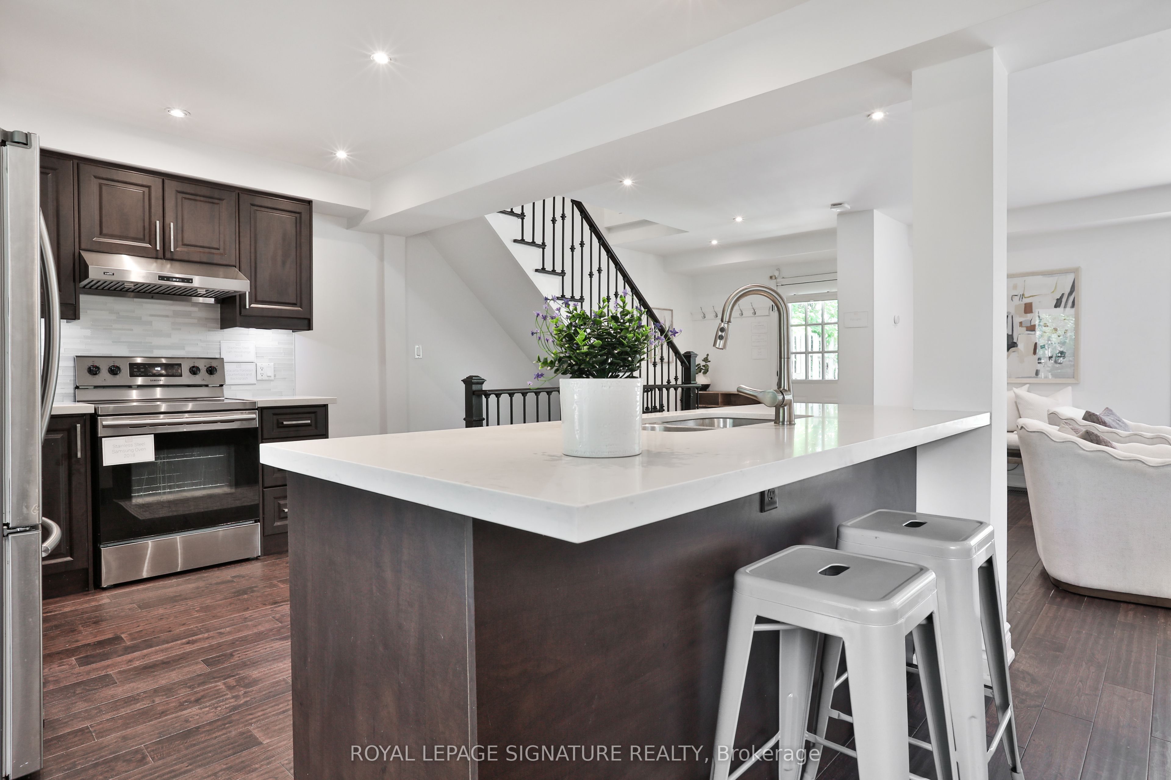 280 Gowan Avenue