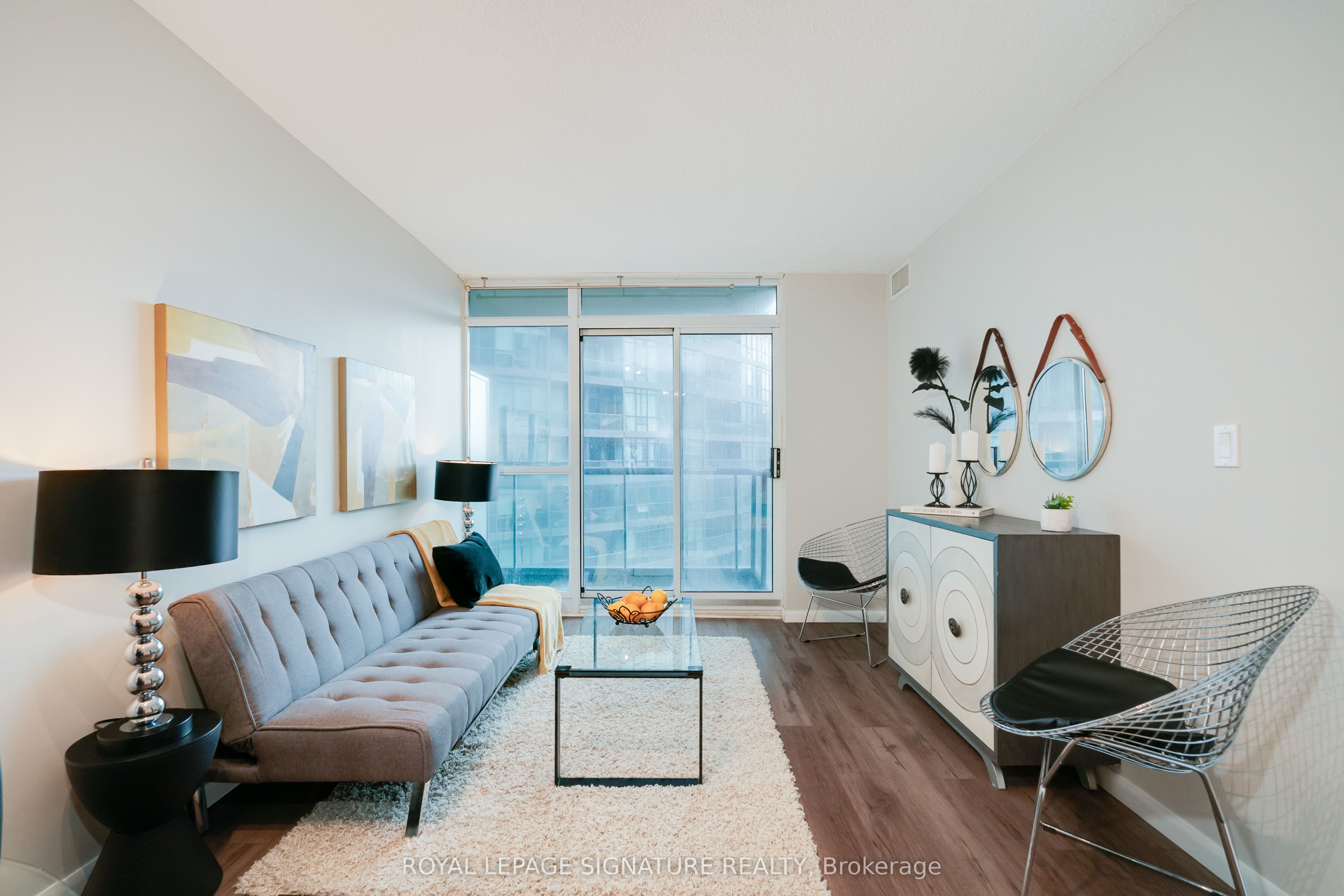 219 Fort York Boulevard 617