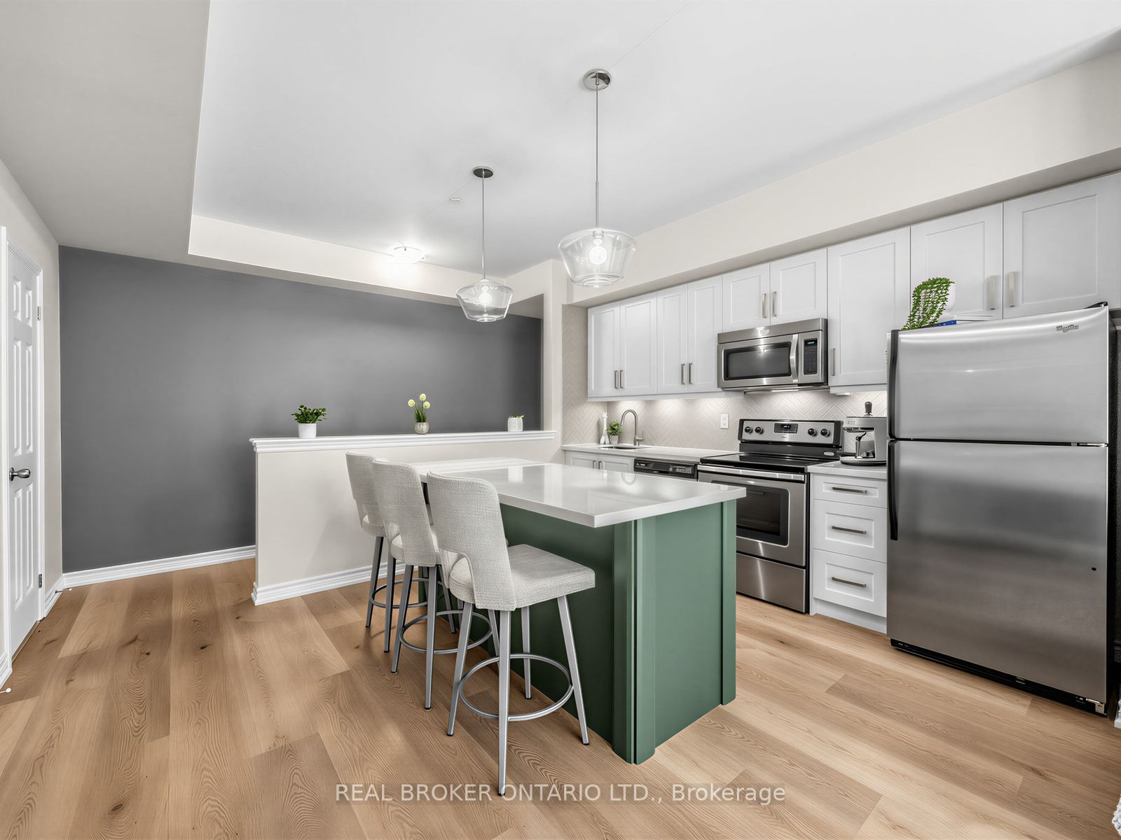 30 Carnation Avenue 88