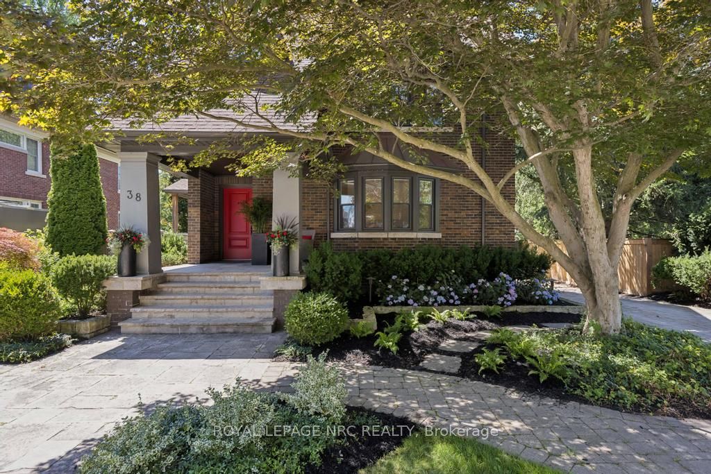 38 Hillcrest Avenue