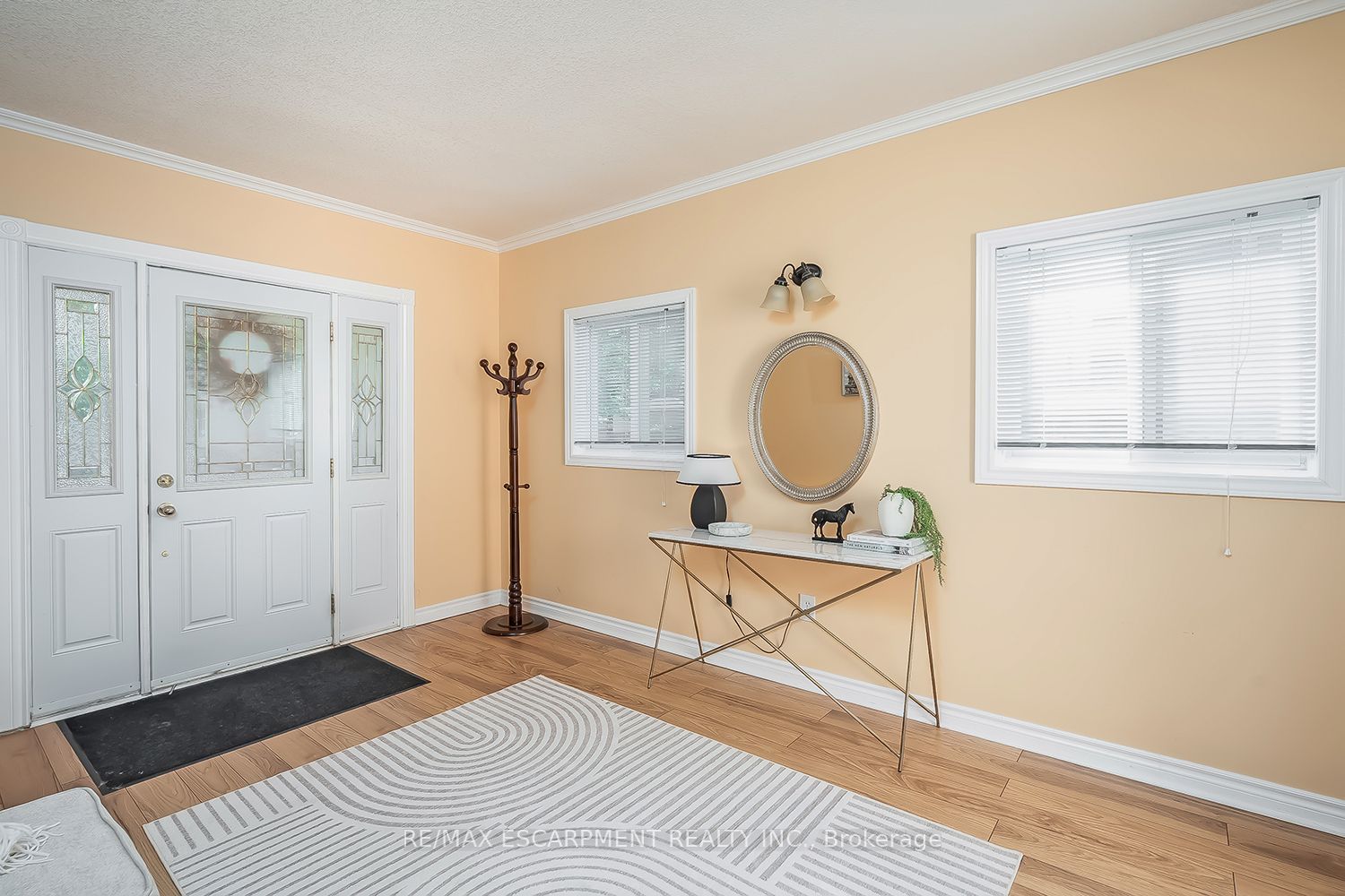 652 Ardleigh Crescent