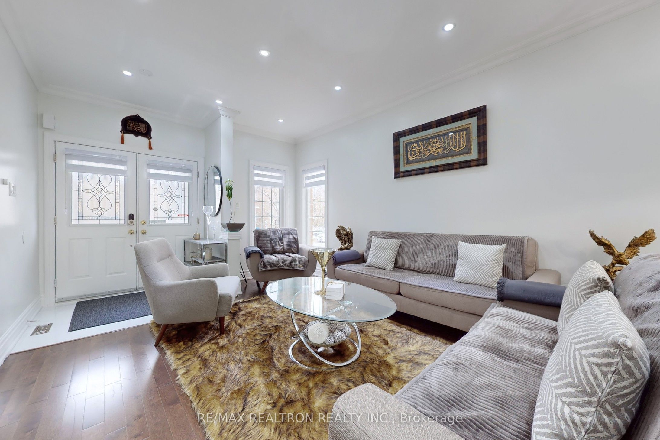 11 Durling Rock Street