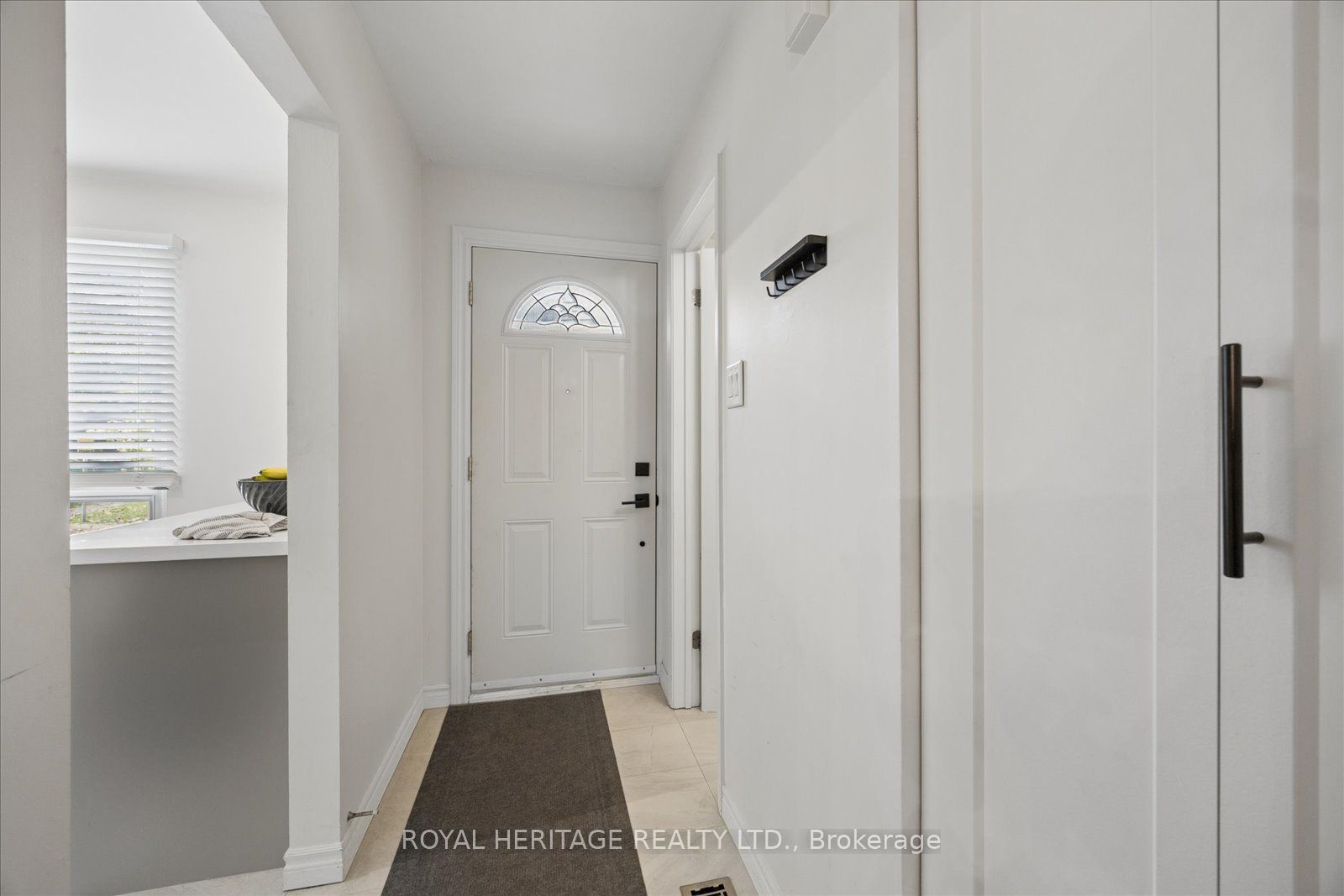 701 Burnhamthorpe Road 105