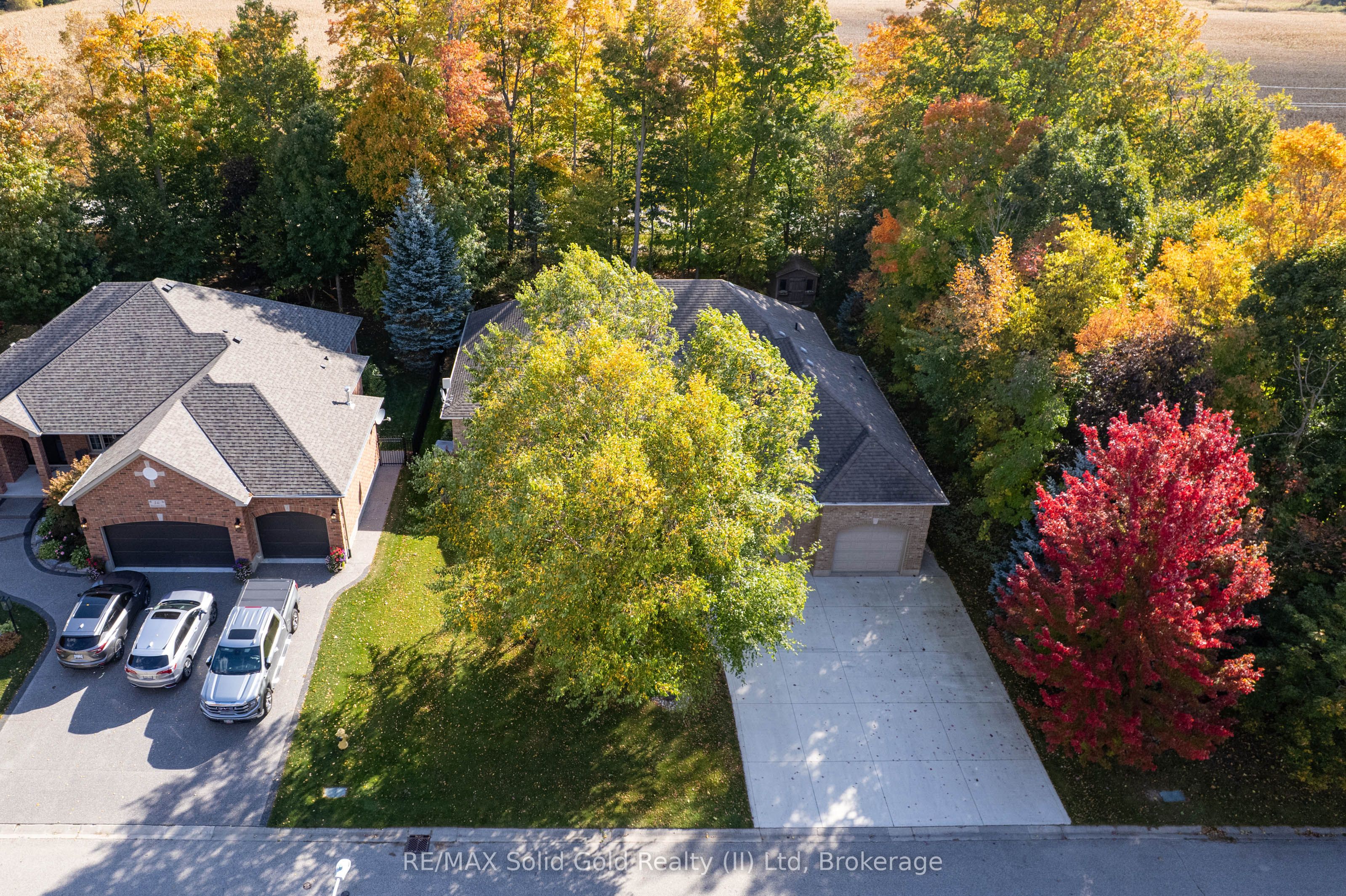12 Welwood Avenue