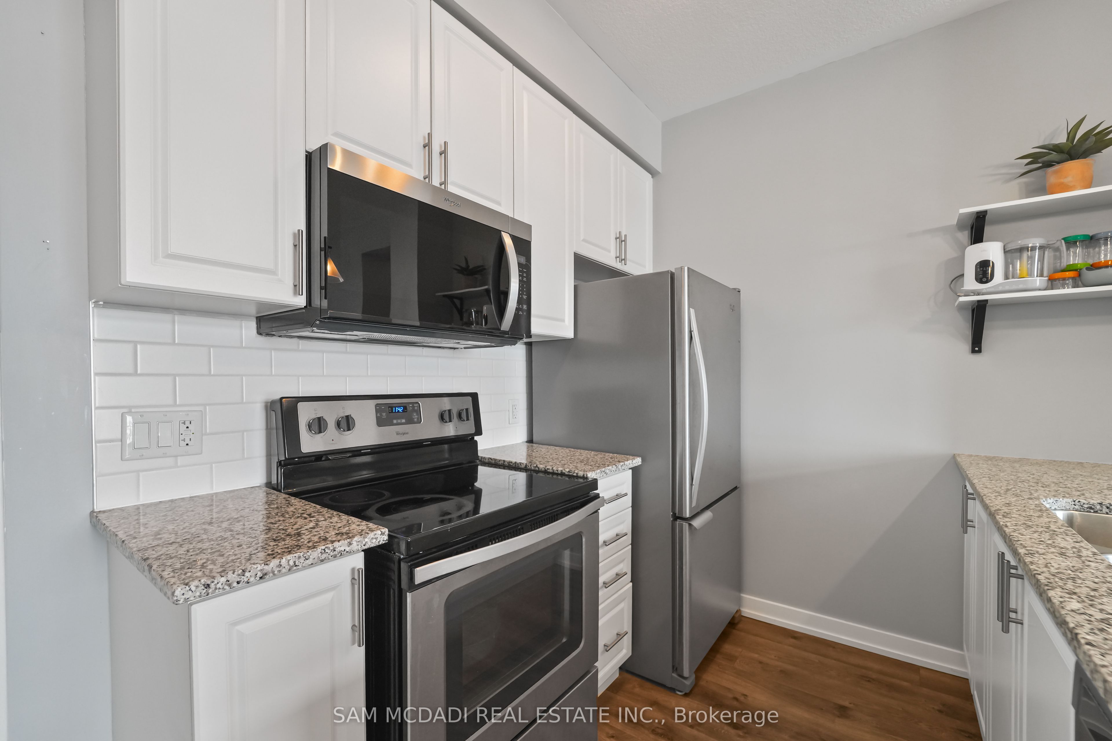 2490 Old Bronte Road 622