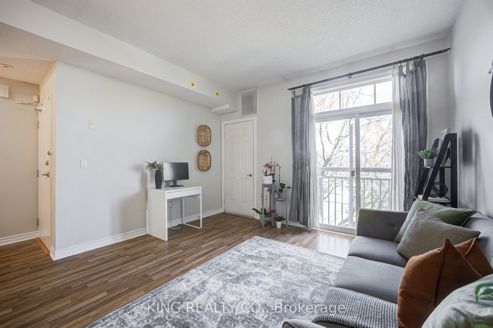 36 Gibson Avenue 27