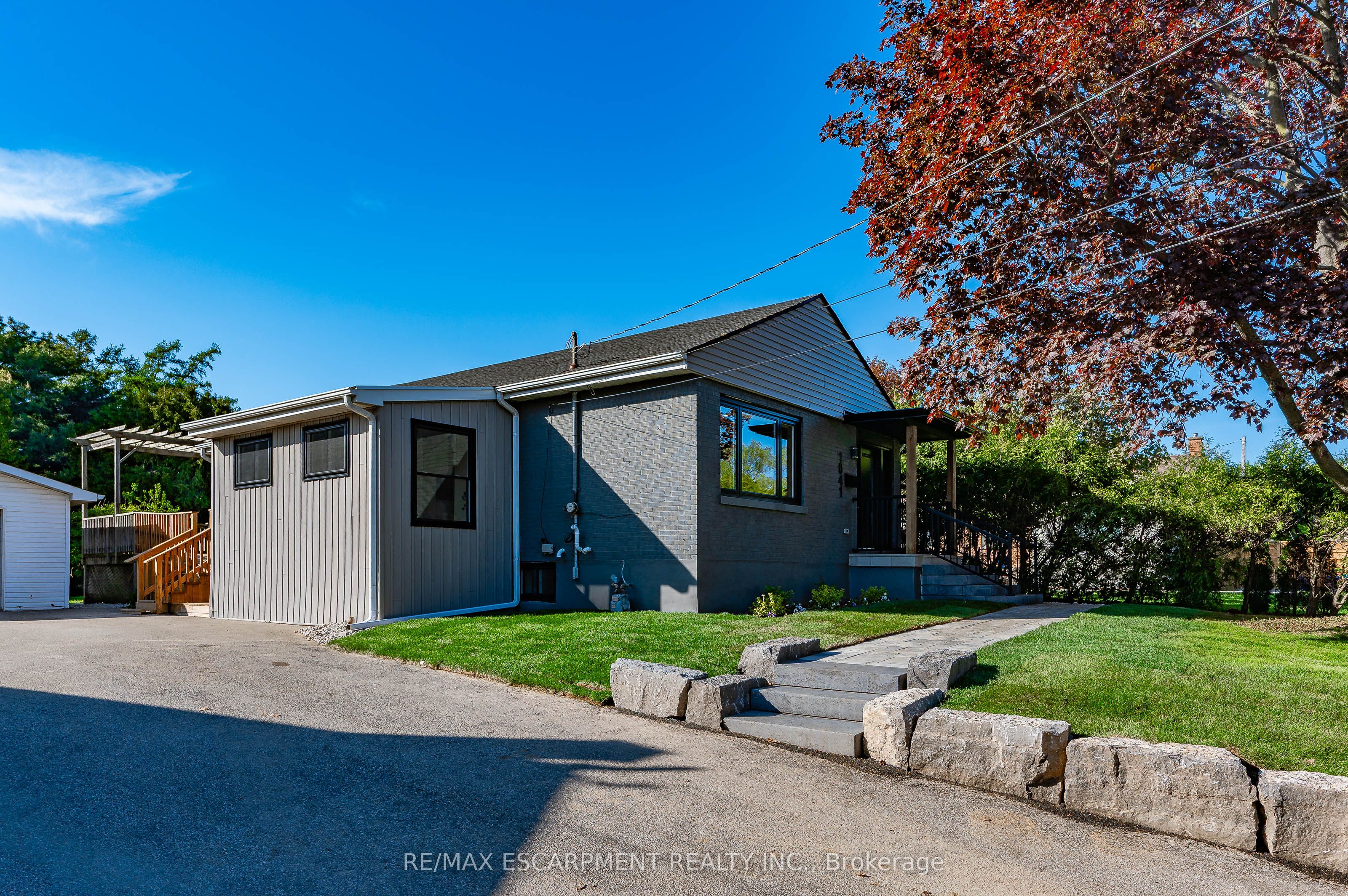 1041 Shepherd's Drive