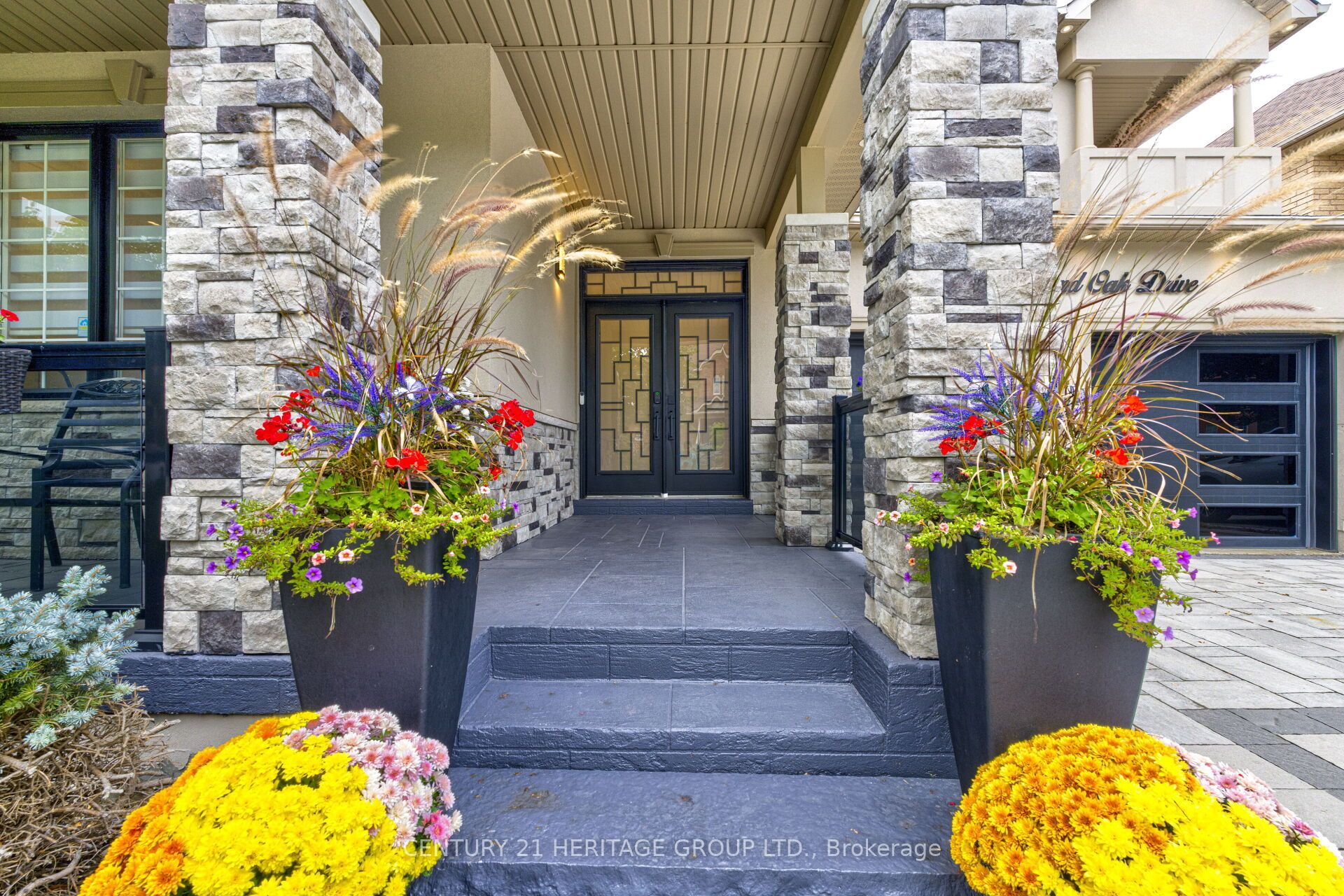 22 Grand Oak Drive