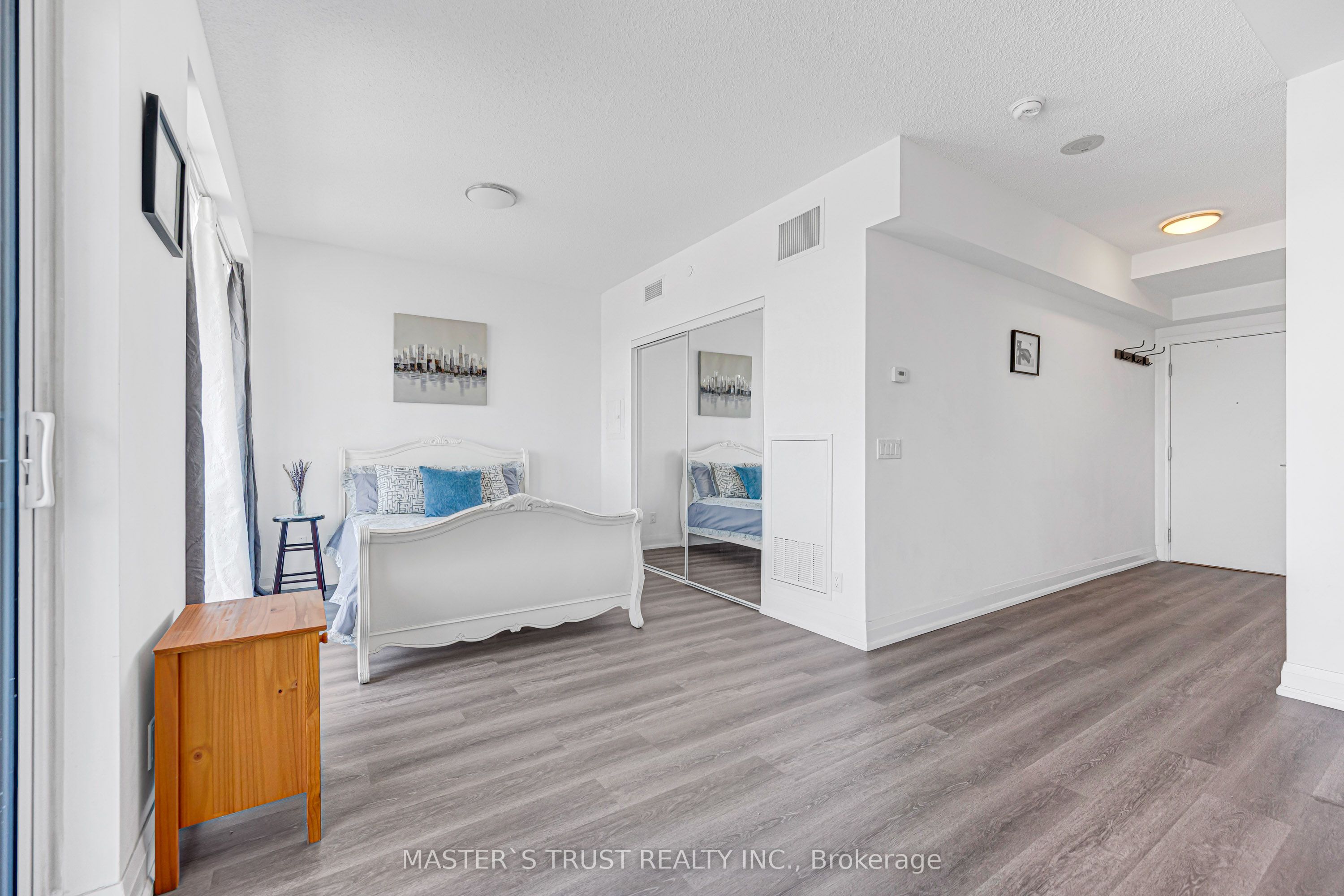 56 Annie Craig Drive #1109