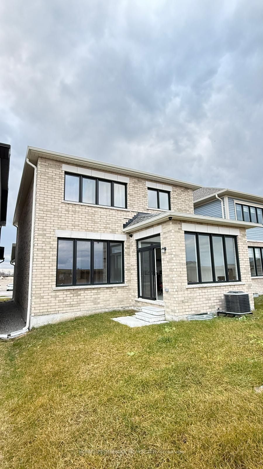 163 Fenchurch Manor