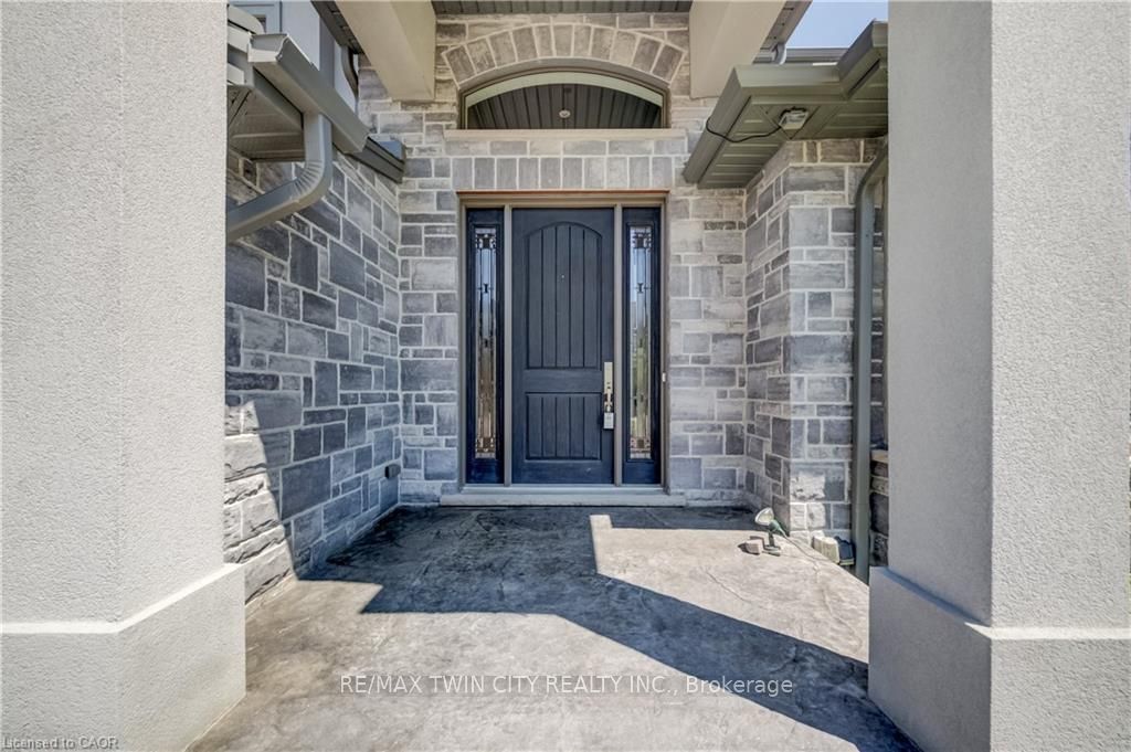248 EVENS POND Crescent