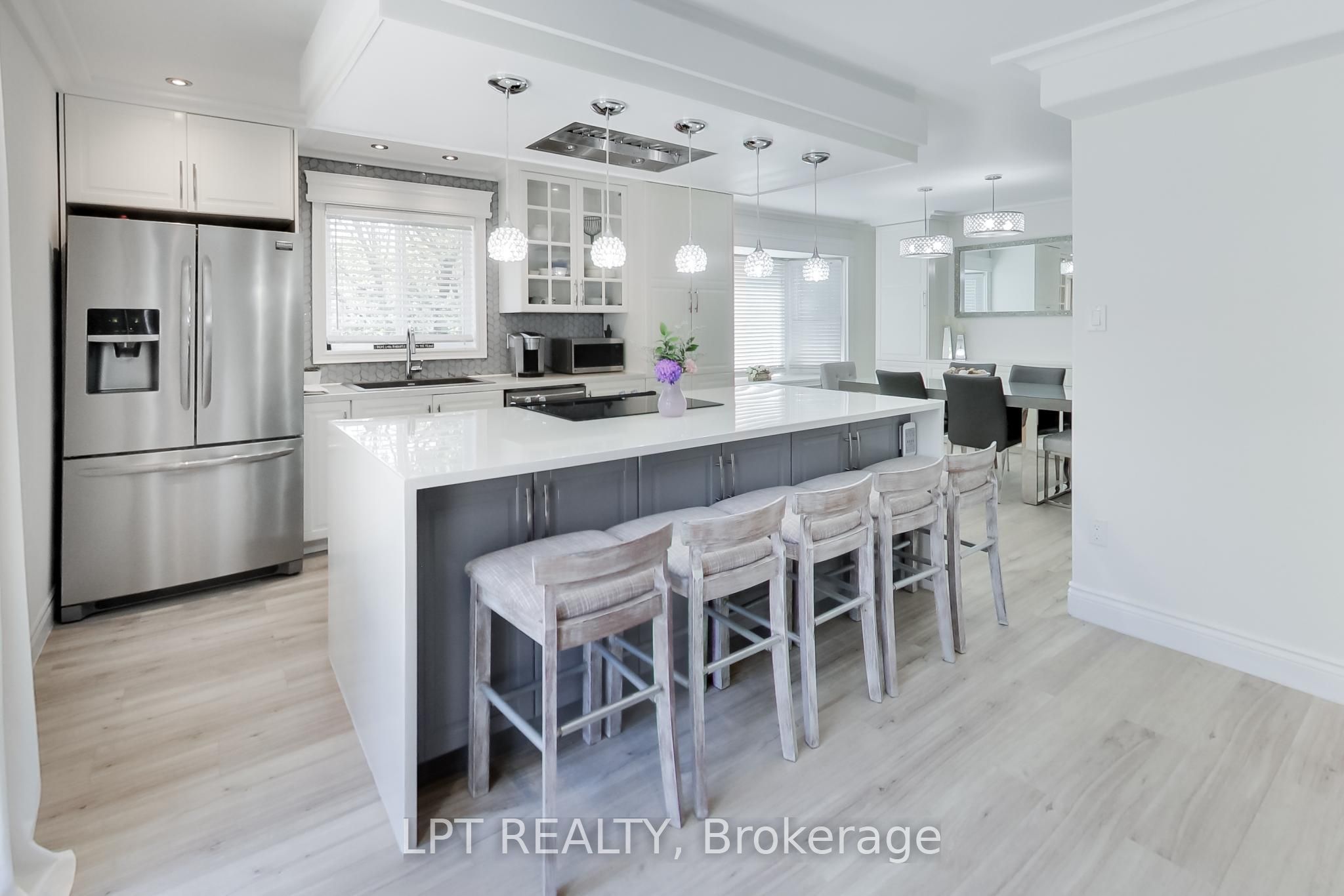 2482 Snowhill Court