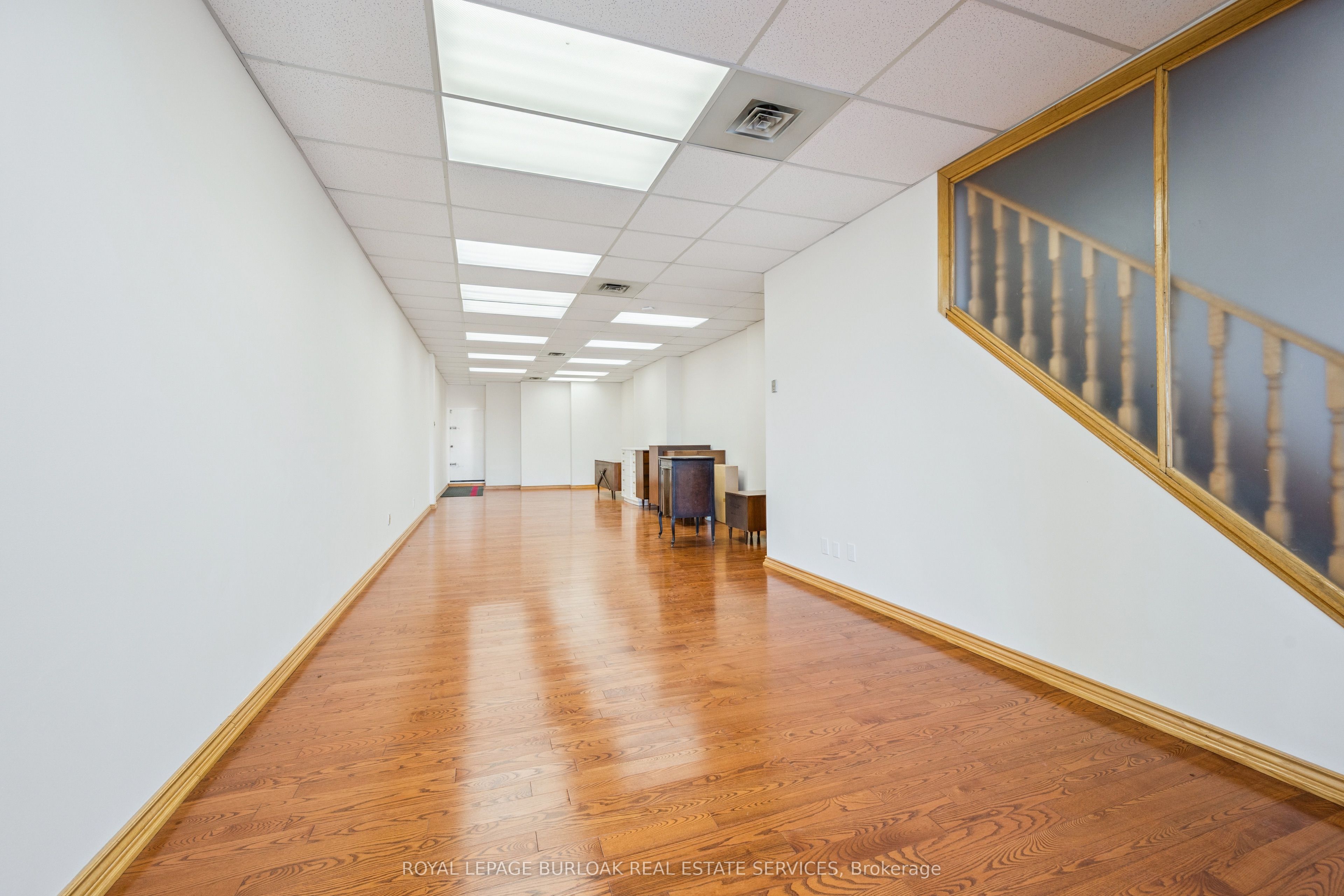 2671 Eglinton Avenue E