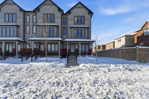 44 Jerome Way Clarington ON L1C 7G9