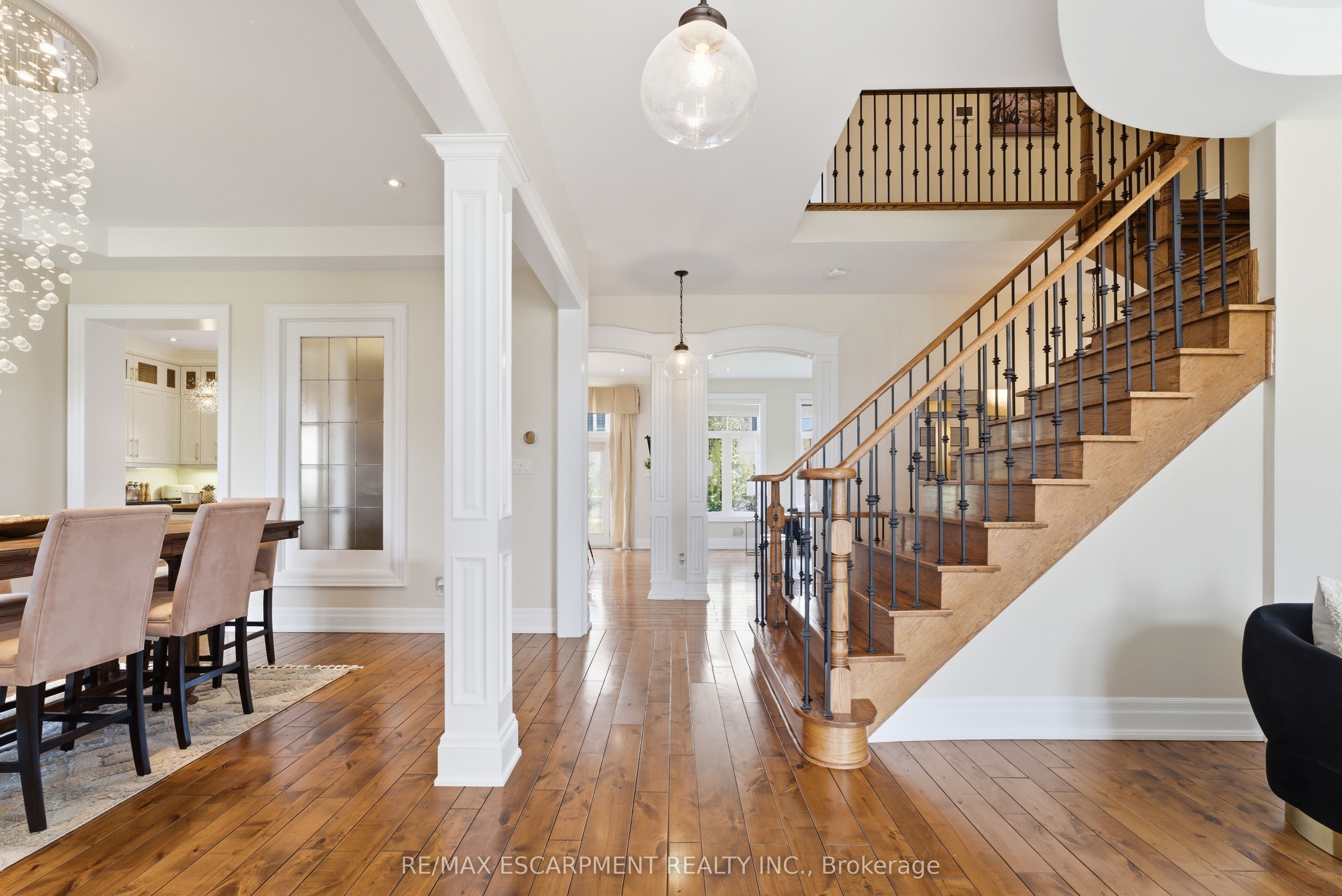950 FREDONIA Drive