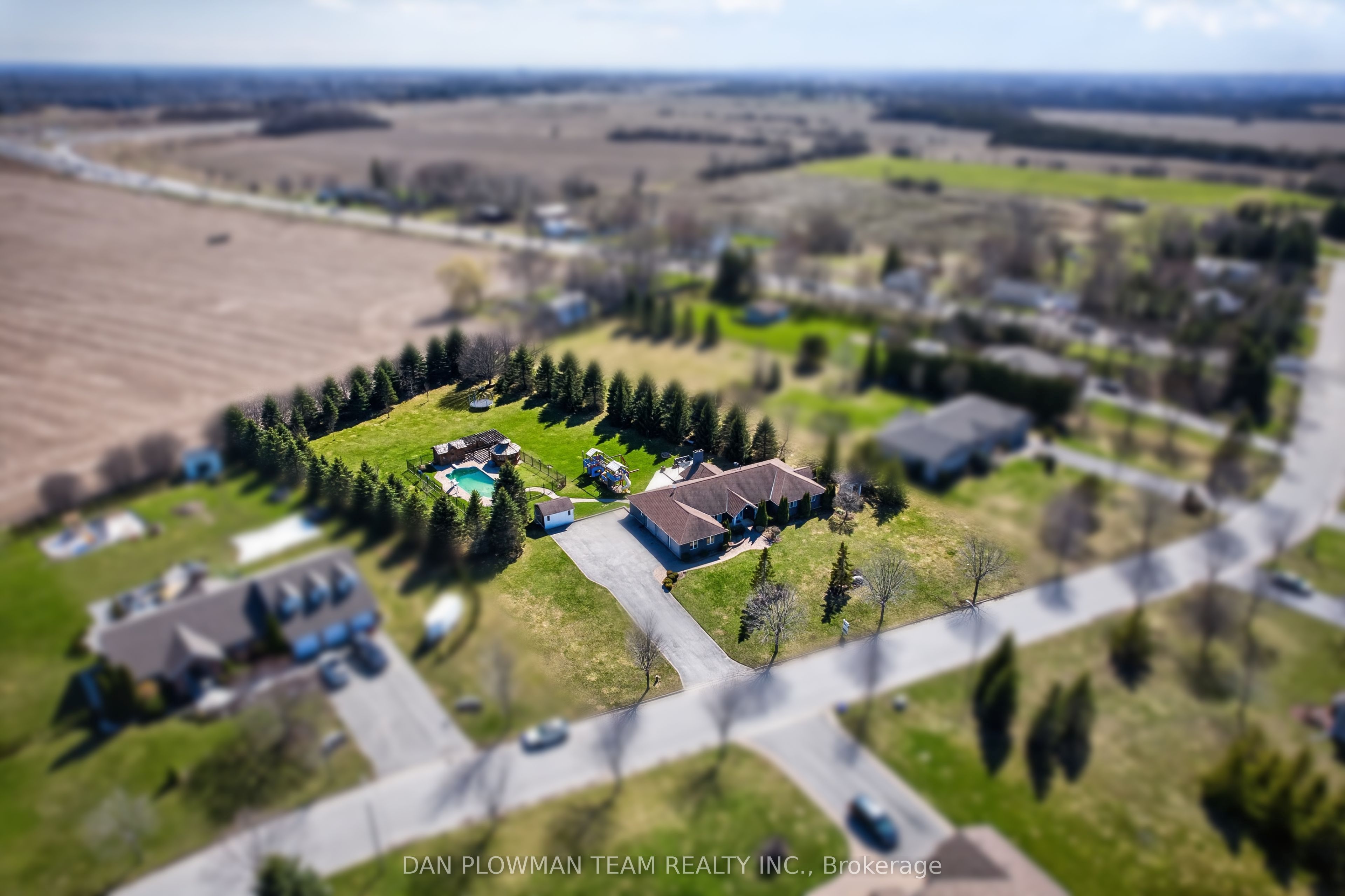 11 Steepleview Court