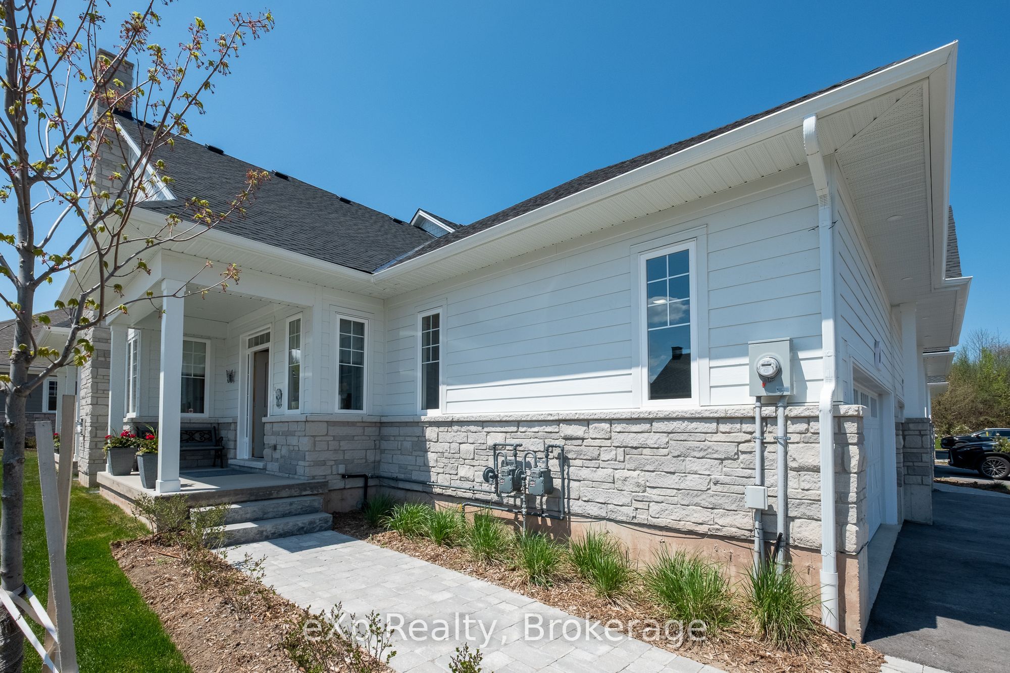 300 Sandpiper Lane
