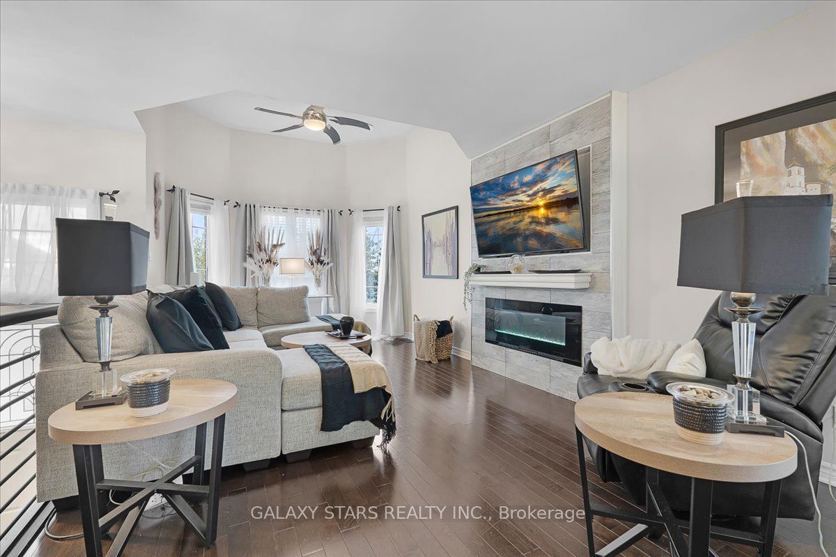 888 Oberland Drive