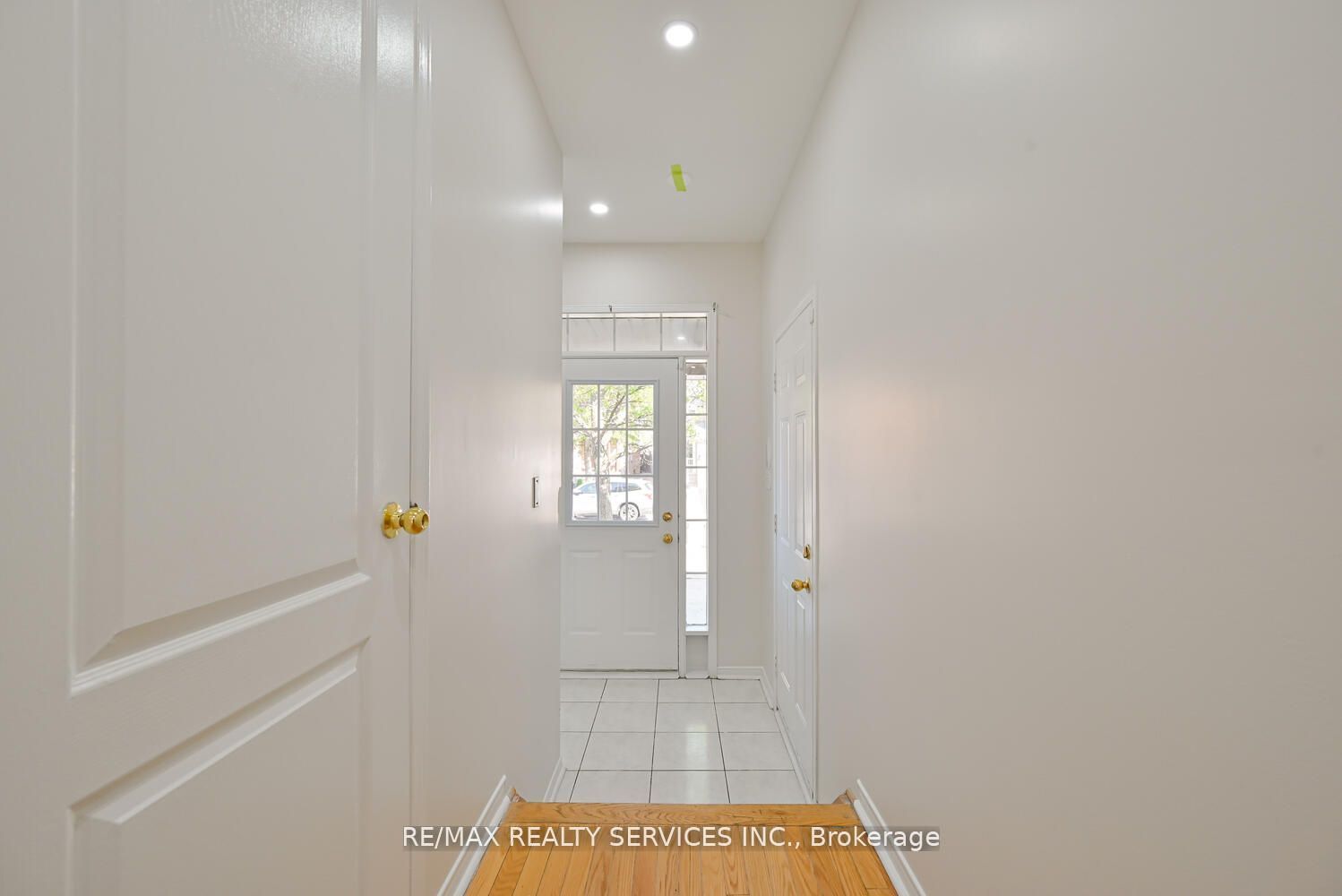 102 Sand Cherry Crescent