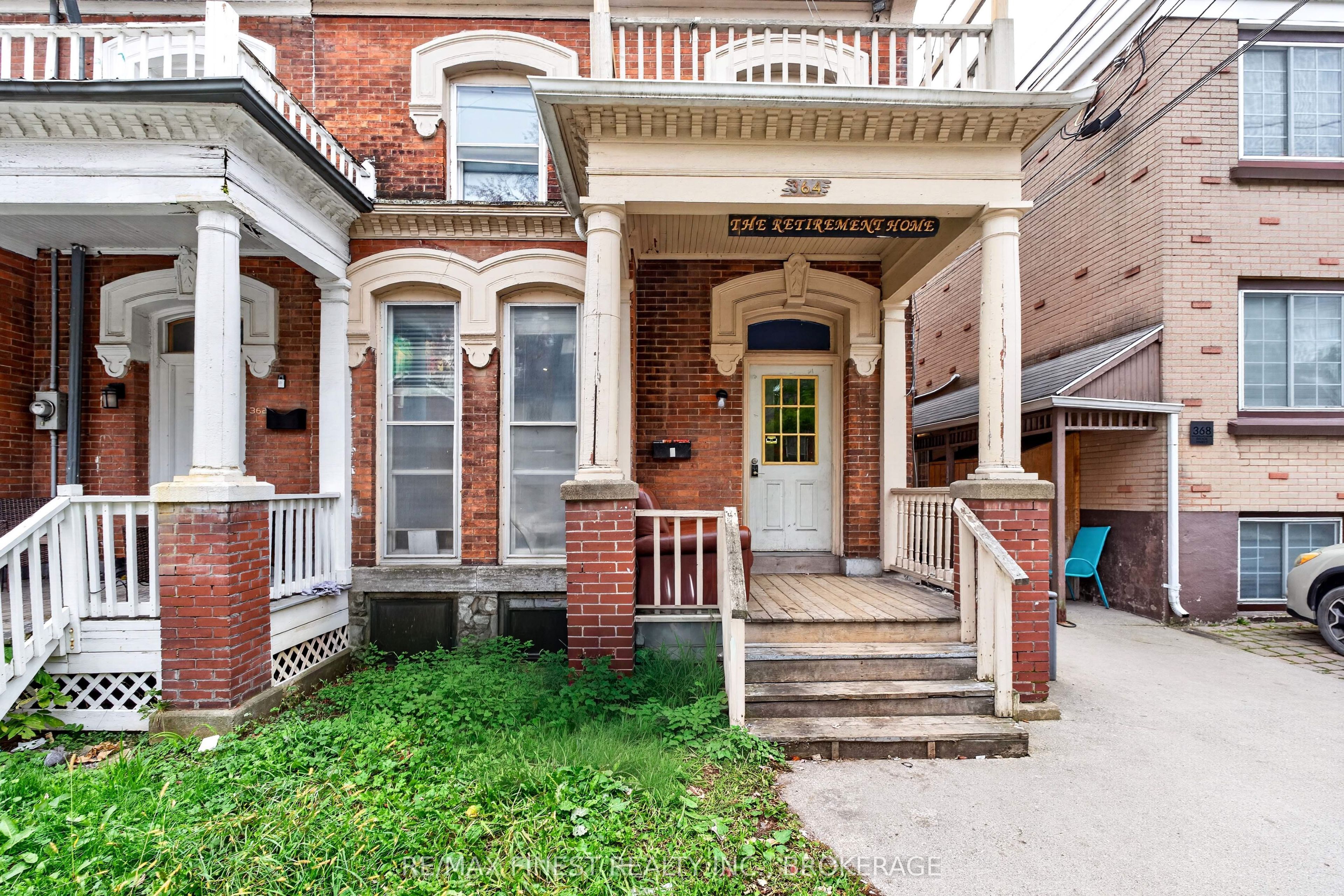 364 Brock Street