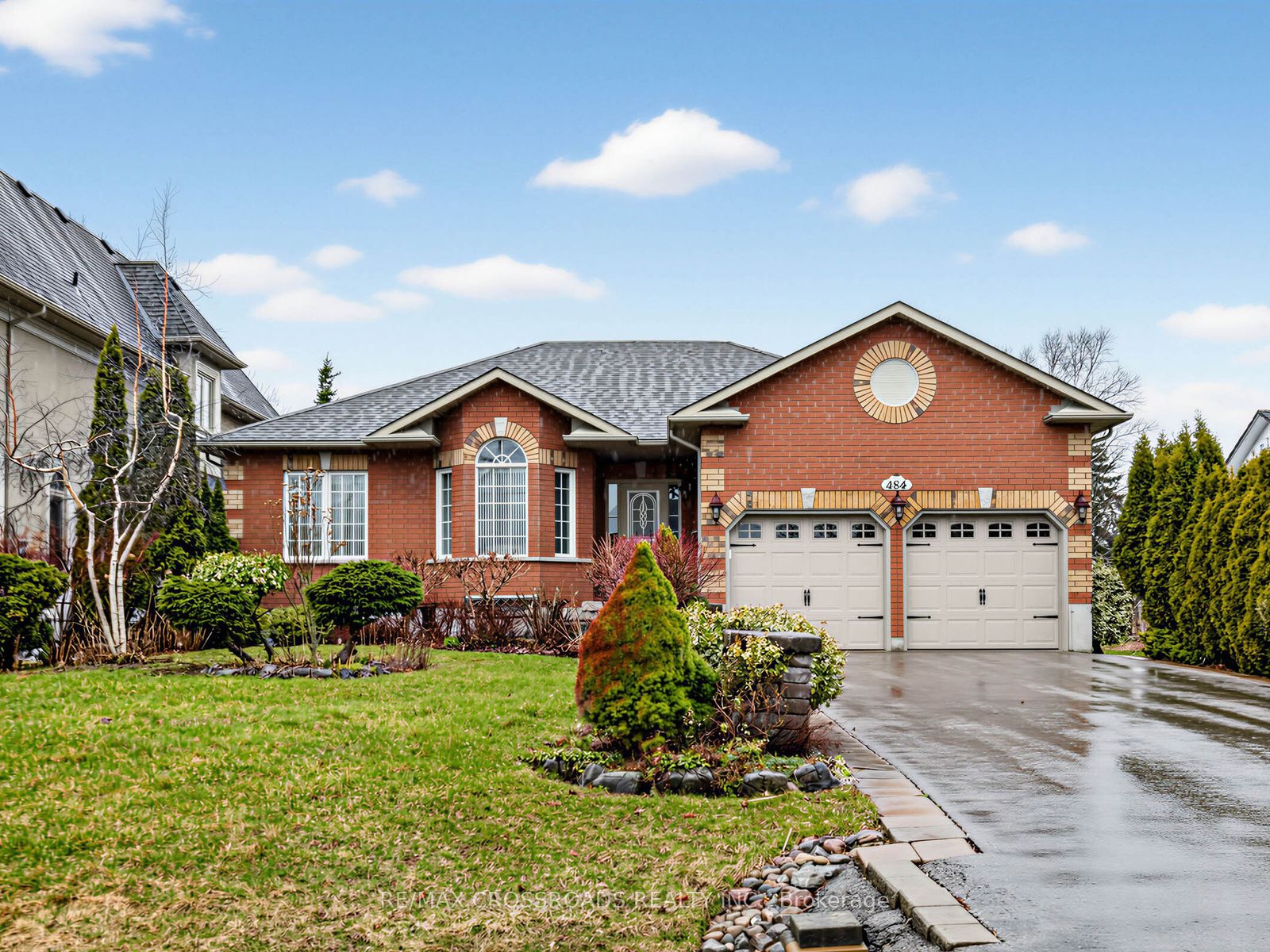 484 Poplar Avenue