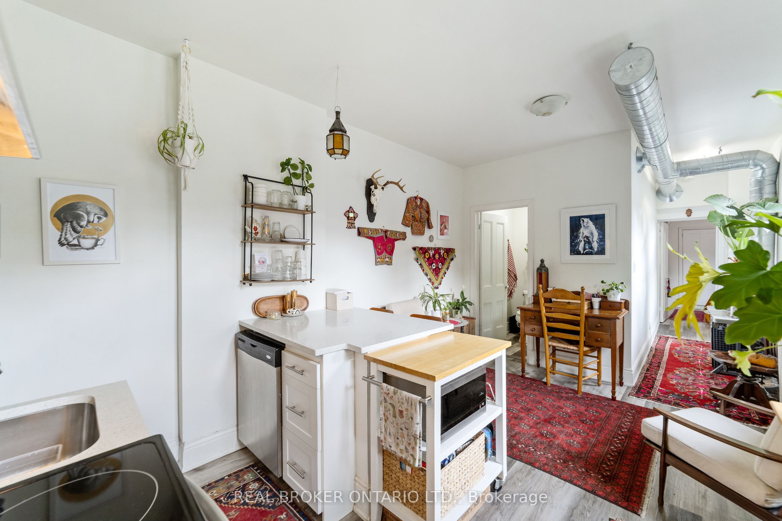 188-190 Caroline Street S