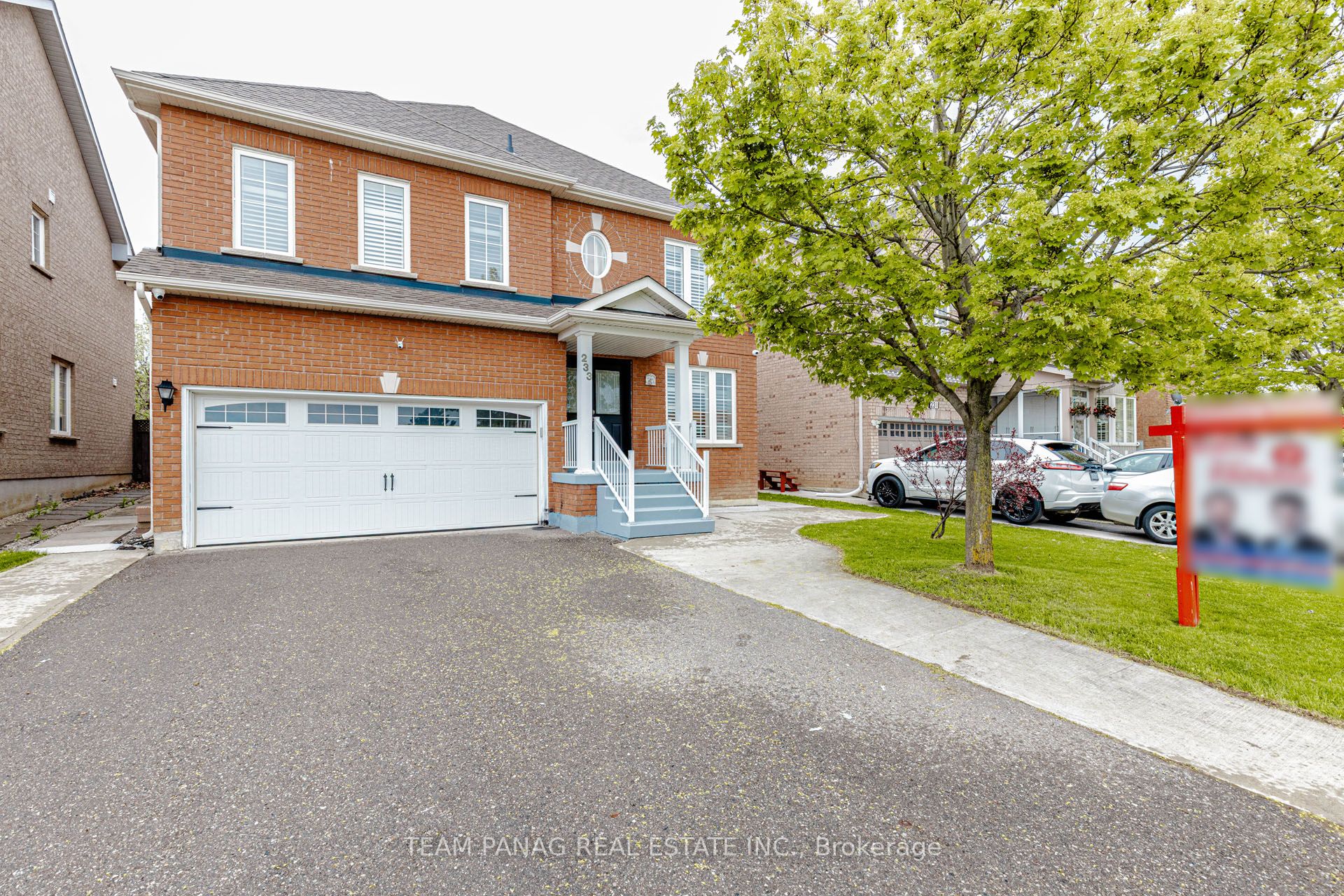 233 Queen Mary Drive