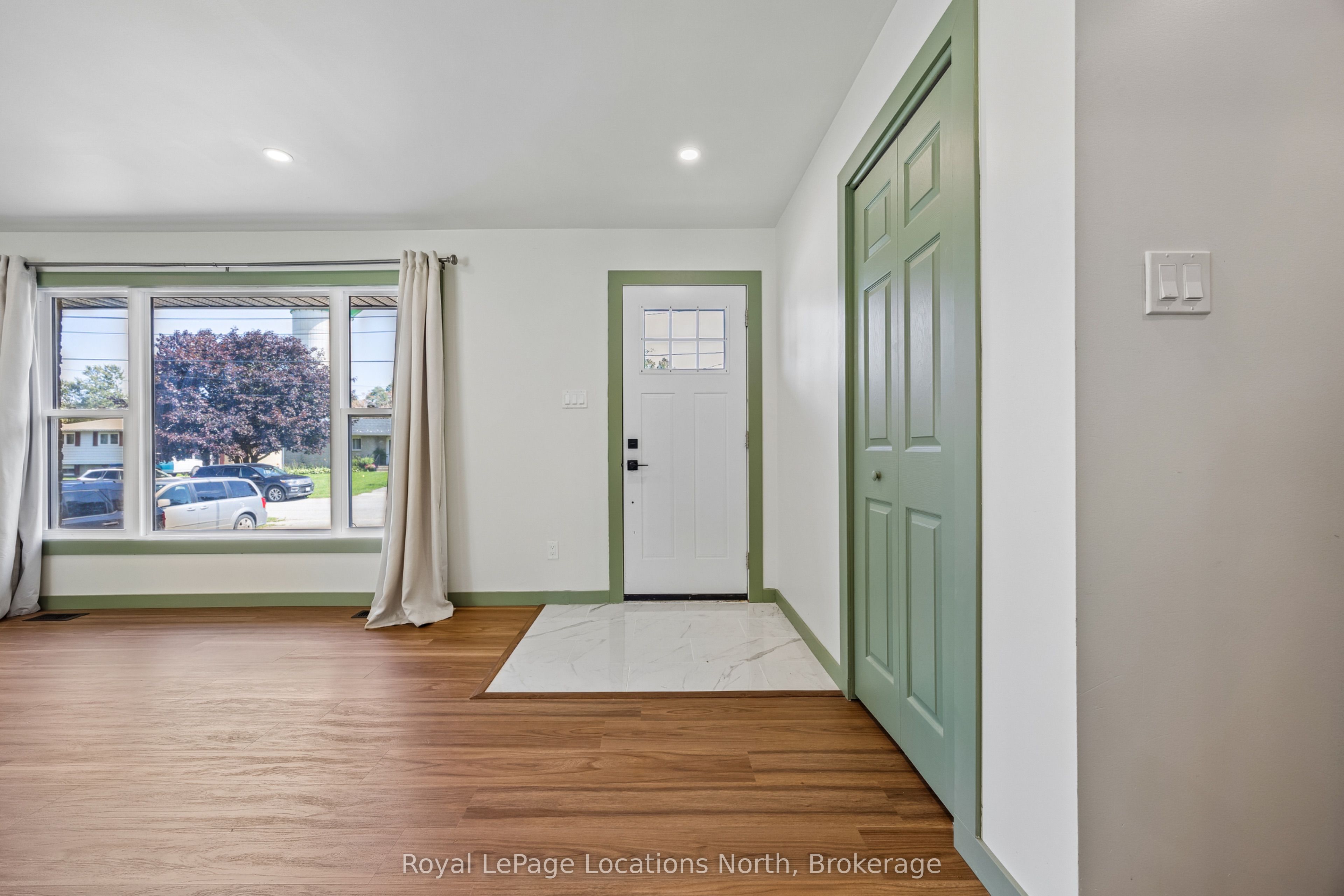 2 MCDOWELL Street